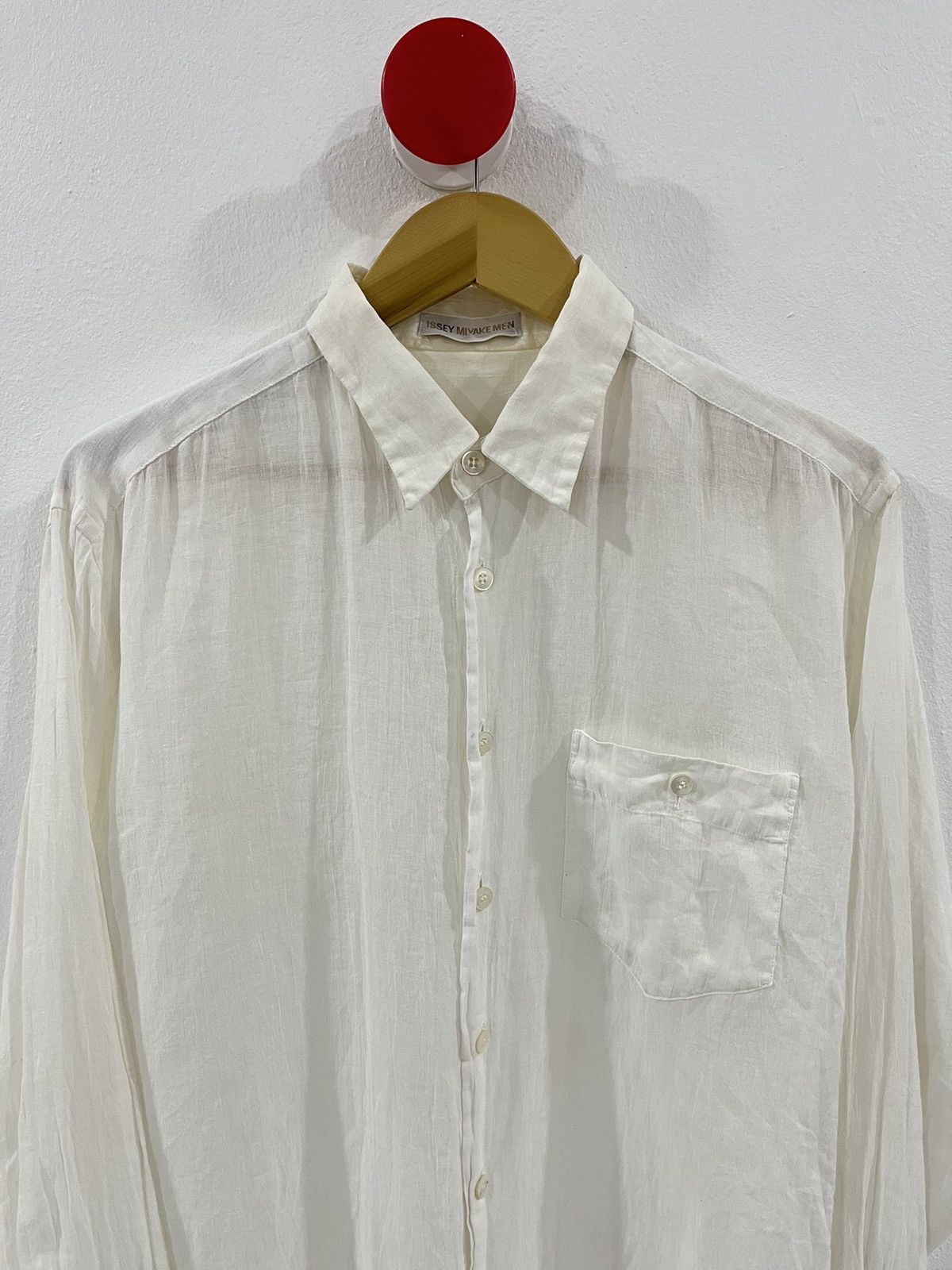 Issey Miyake × Japanese Brand × Vintage Issey Miyake Button Up White Long Sleeve 100% Linen Shirt Size US S / EU 44-46 / 1 - 3 Thumbnail