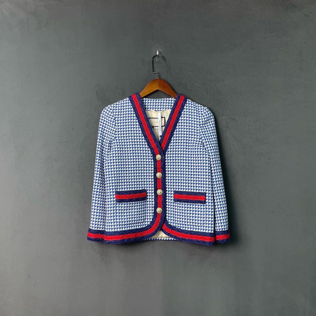 Gucci Gucci White and blue thousand-bird check pearl button cardi Size US S / EU 44-46 / 1 - 1 Thumbnail