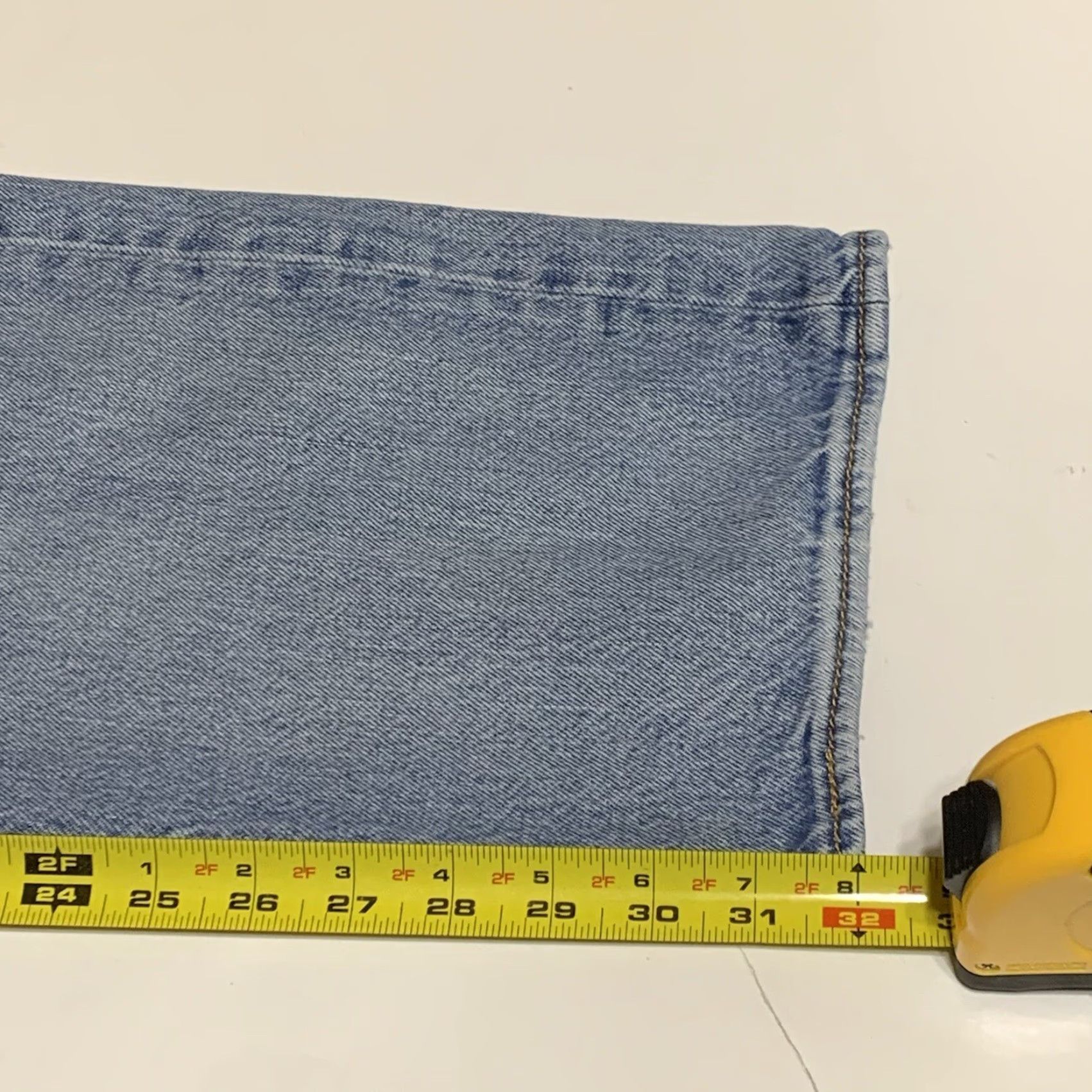 Levi's Levi's 501 Jeans Straight Fit 38x32 Regular Button Fly Distressed Worn Out Blue Denim Men Size US 38 / EU 54 - 7 Thumbnail