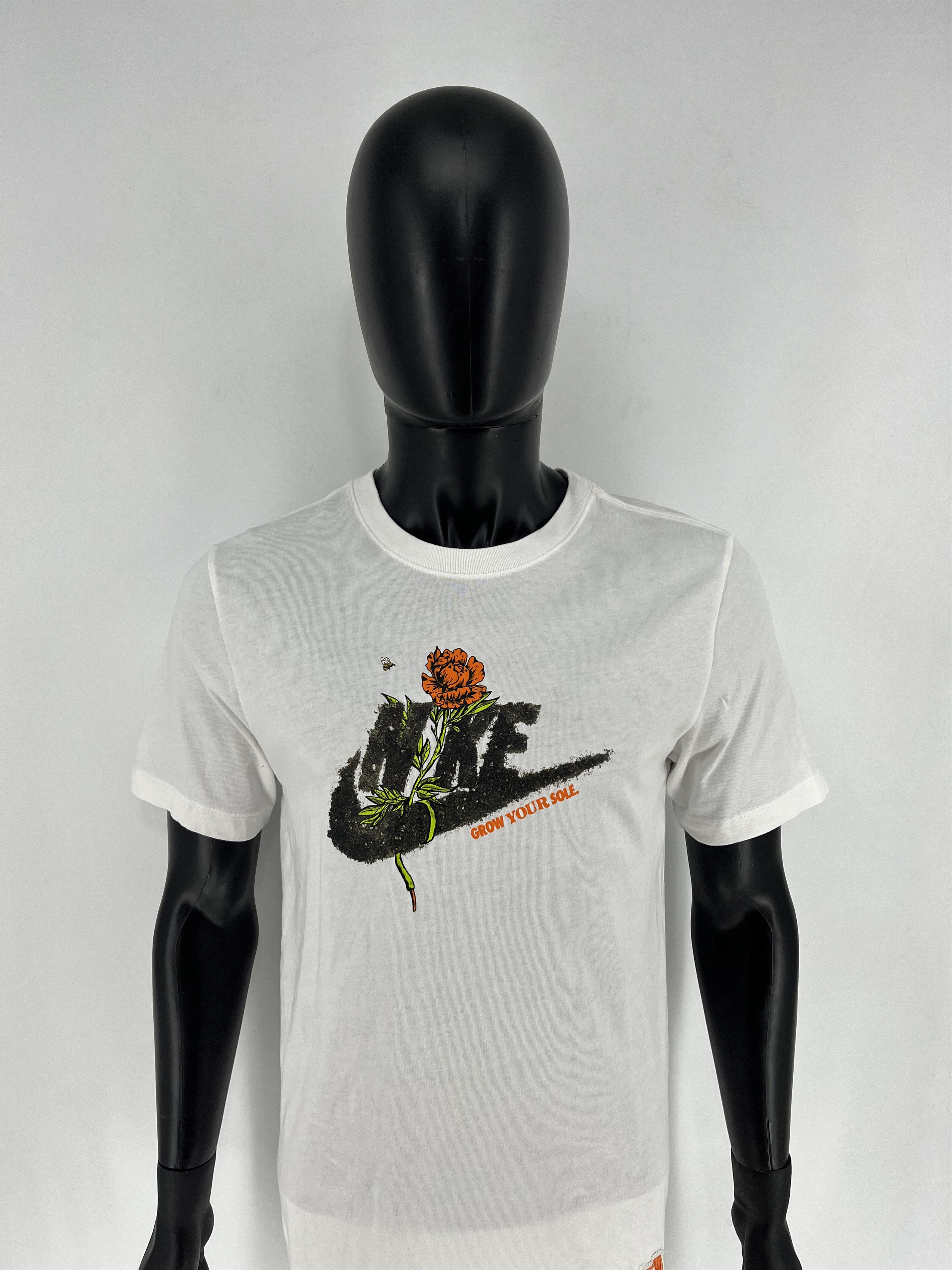 Nike Nike Men's Grow Your Soul T-Shirt in White Size S Size US S / EU 44-46 / 1 - 5 Thumbnail