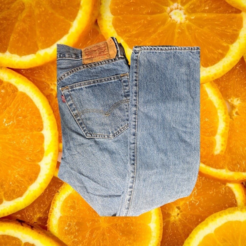 Levi's Levi's 501 Jeans Straight Leg Denim Light Wash Classic Fit W Size US 32 / EU 48 - 1 Thumbnail