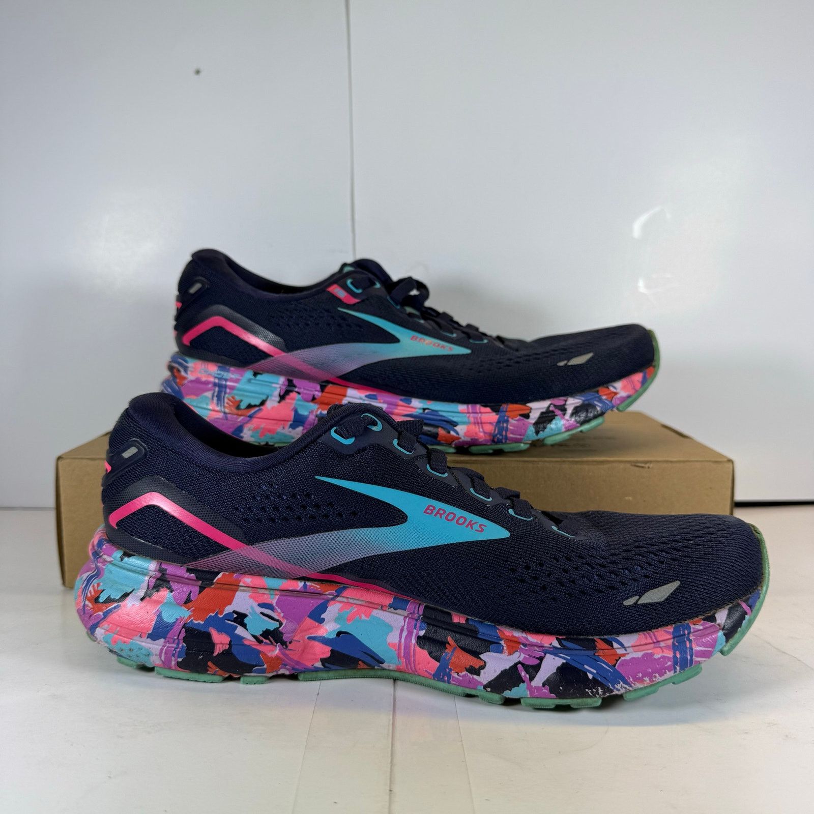 Brooks Brooks Ghost 15 B Medium Purple/Multicolor Size 7 Womens Size US 7 / IT 37 - 2 Thumbnail