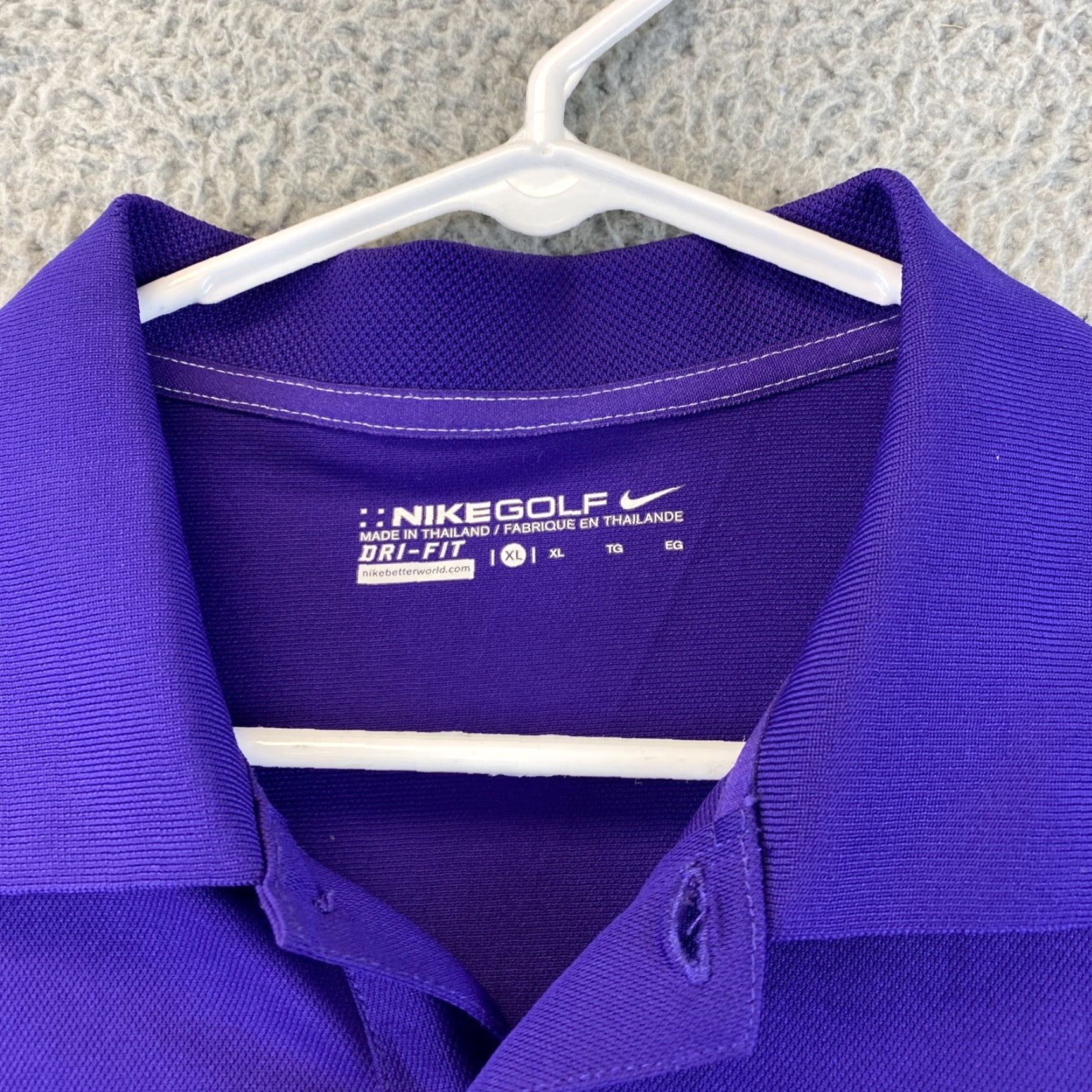 Nike NIKE DRI-FIT GOLF POLO SHIRT Mens XL Purple Short Sleeve Regular Fit Size US XL / EU 56 / 4 - 4 Thumbnail