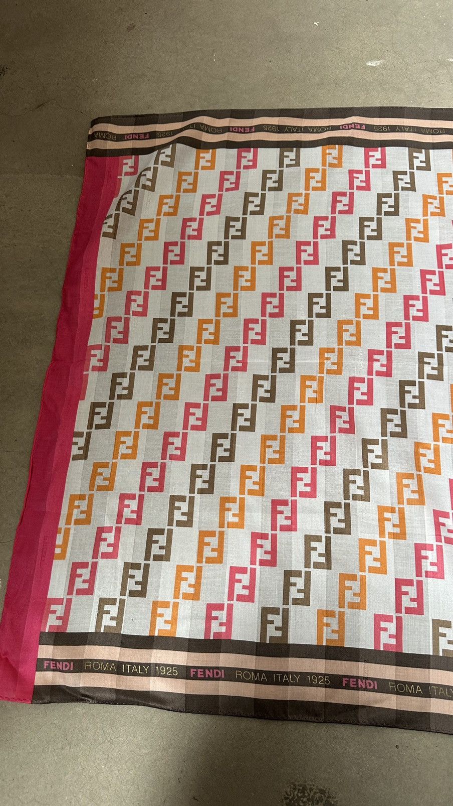 Fendi VINTAGE FENDI ROMA ITALY 1925 MINI SCARF Size ONE SIZE - 4 Thumbnail