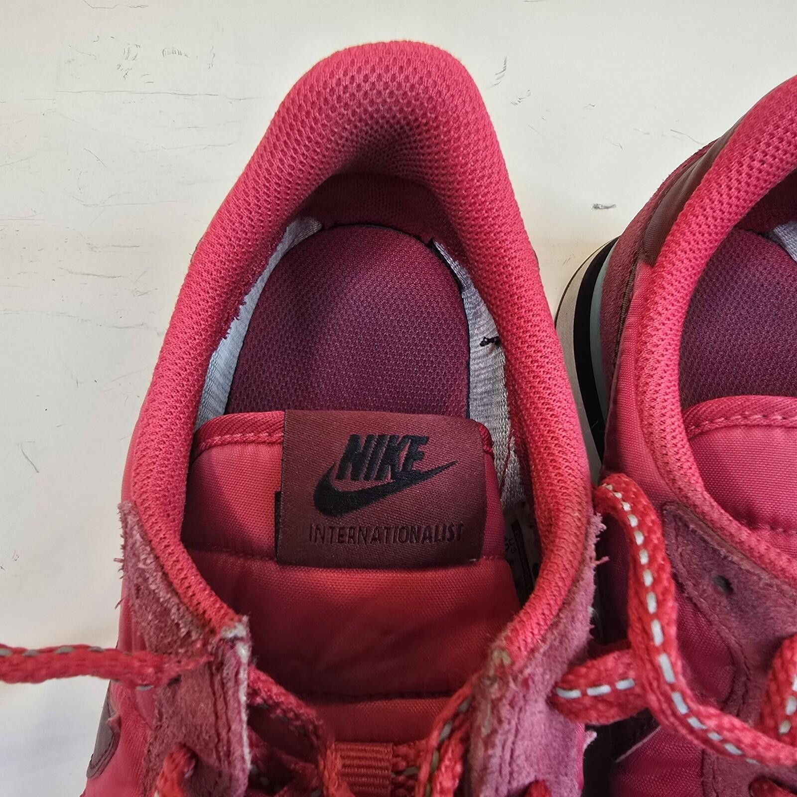 Nike J.Crew X Nike Internationalist Sneakers Size 10.5 629684-600 Size US 10.5 / IT 40.5 - 5 Thumbnail