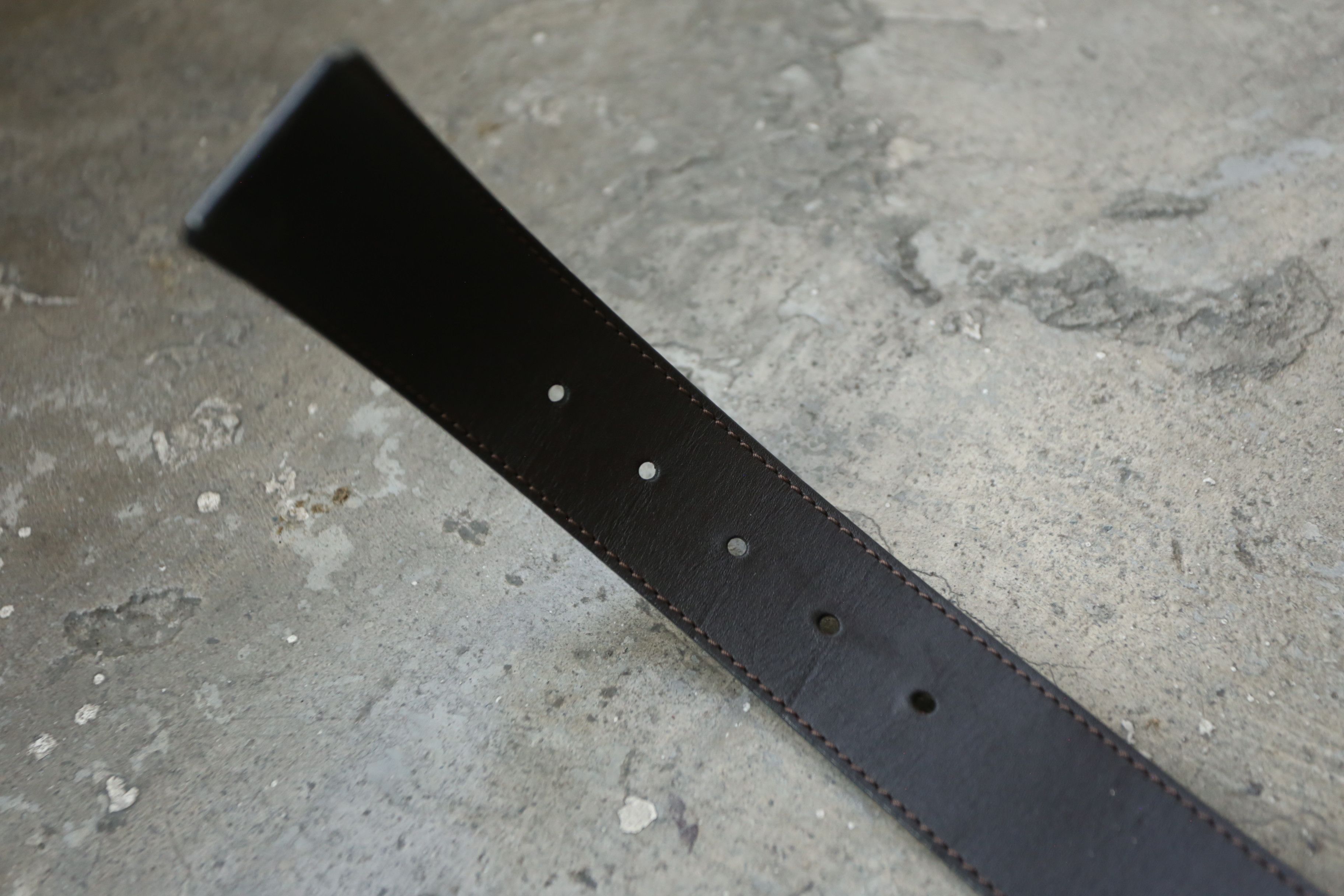 Louis Vuitton Louis Vuitton - 2017 - Initials 40mm Reversible Belt Size 30 - 6 Thumbnail