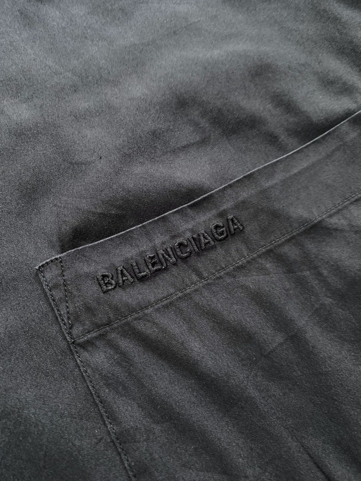 Balenciaga FREE TAX! Faded Embroidery Formal Shirt Size US M / EU 48-50 / 2 - 4 Thumbnail