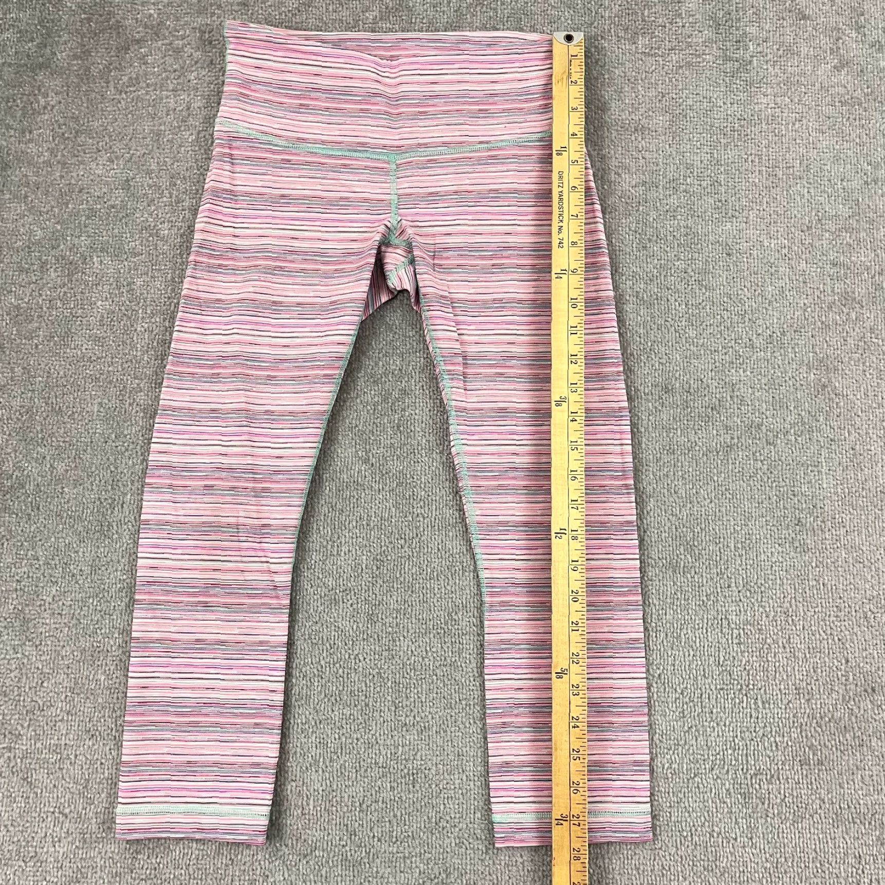 Lululemon VINTAGE? No. Lululemon Wunder Under Crop II Womens Sz 6 W26 L21 Pink Stripe Active Yoga Gym Size ONE SIZE - 6 Thumbnail