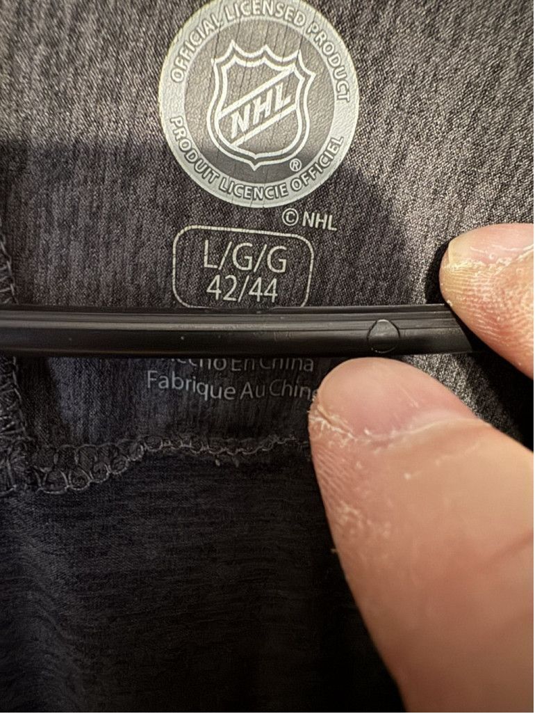NHL Boston Bruins Long Sleeve 1/4 Zip Black Men's Sz L Size US L / EU 52-54 / 3 - 5 Thumbnail