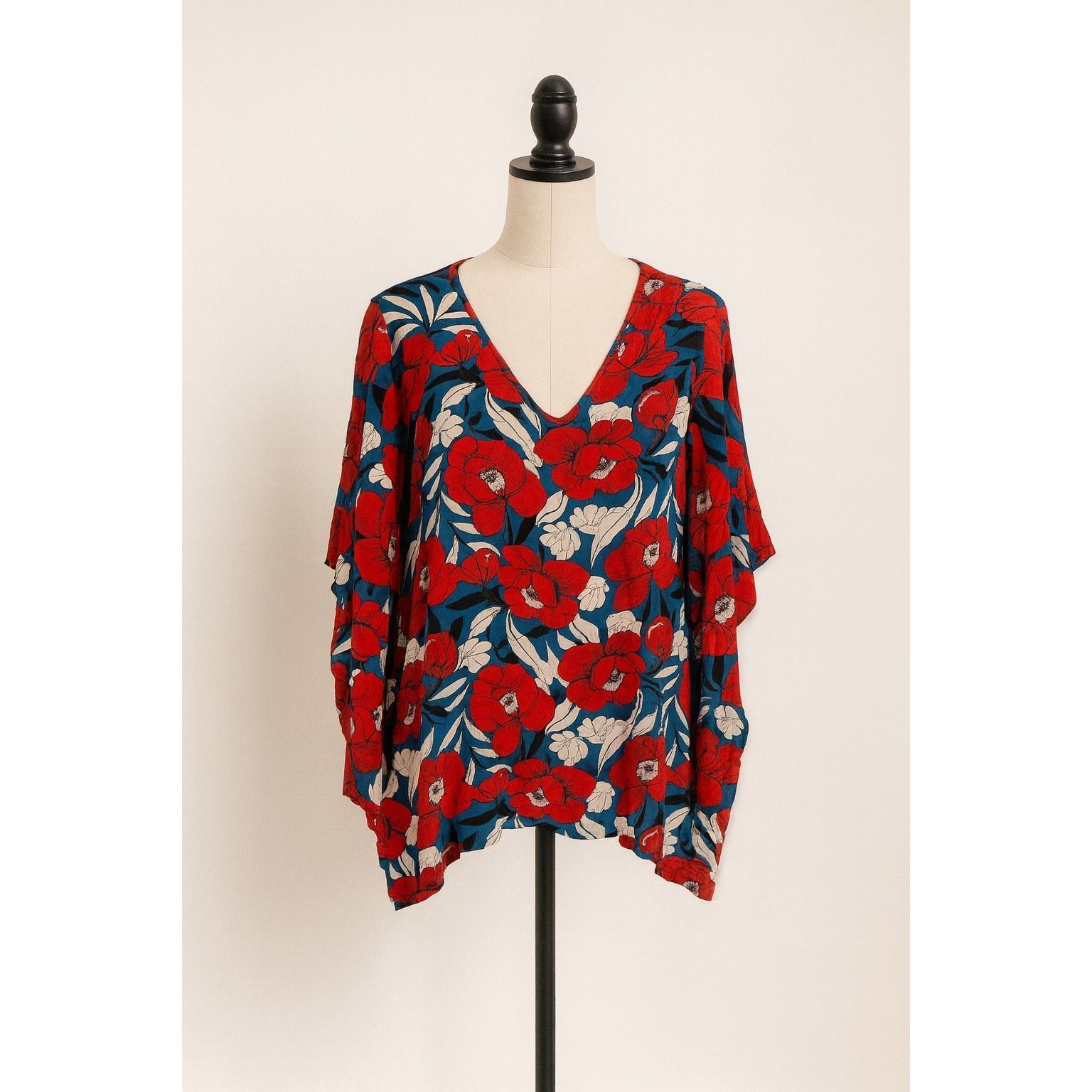 Other Umgee Bold Red Floral Kimono-Style Blouse / Cover-Up – Size Size S / US 4 / IT 40 - 1 Thumbnail