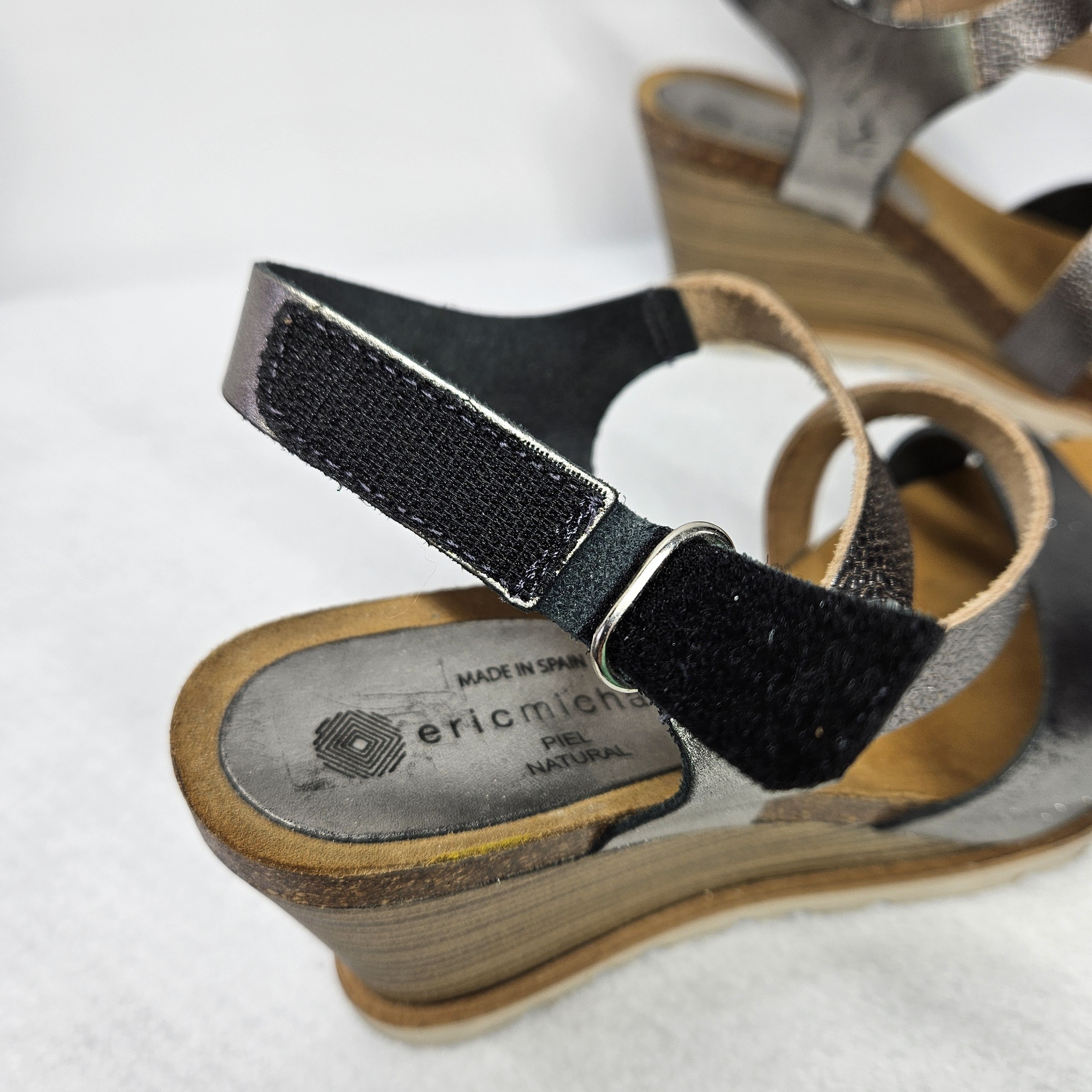 Other Eric Michael Size 39/8.5 Wedge Sandals Silver Leather Strap Size US 8.5 / IT 38.5 - 10 Thumbnail