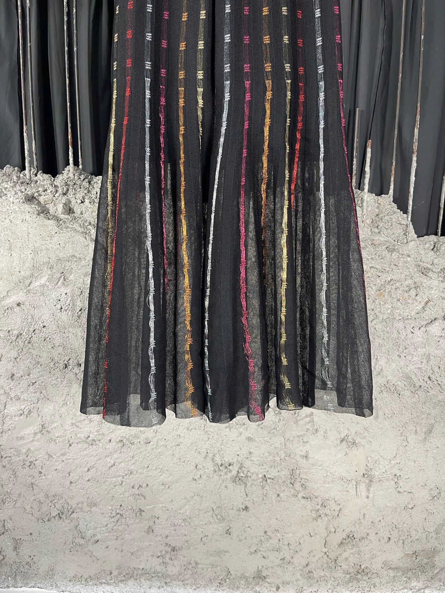 Alexander McQueen Alexander McQueen Women's New Tulle Skirt Size S Size 26" / US 2 / IT 38 - 4 Thumbnail