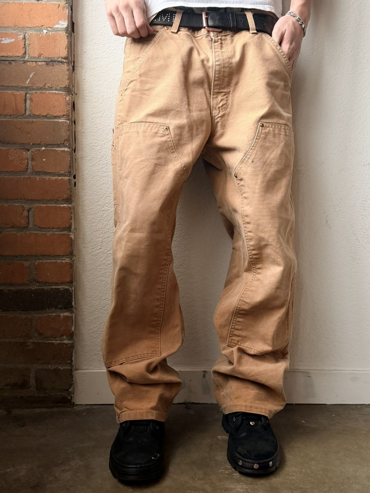 Carhartt Carhartt Thrashed And Distressed Double Knees Size US 30 / EU 46 - 1 Thumbnail