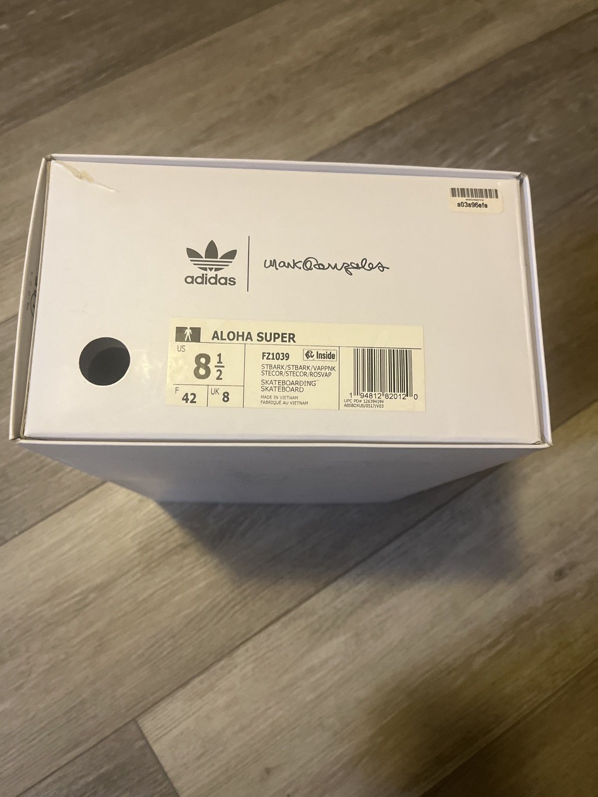 Adidas Aloha Super Karol Winthorp Size US 8.5 / EU 41-42 - 10 Thumbnail