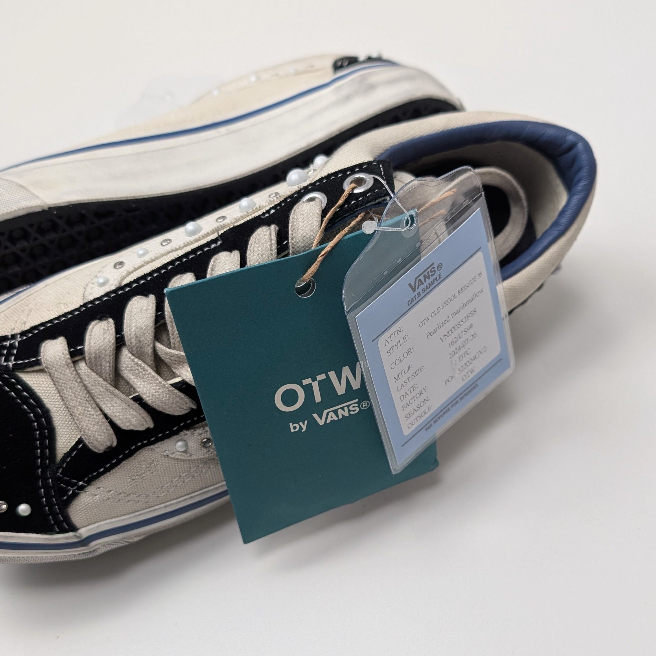 Satoshi Nakamoto × Vans Satoshi Nakamoto x Vans Skool SAMPLE SZ 9 Pearlized marsh Size US 9 / EU 42 - 5 Thumbnail