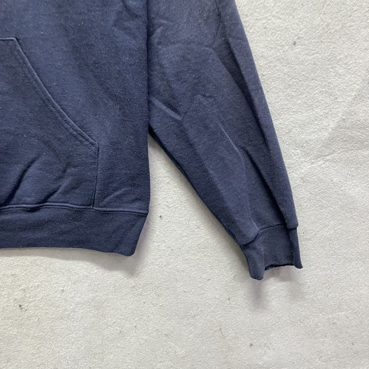 Fruit Of The Loom Vintage Fruit of the Loom Plain Hoodie – Made in Japan Size US M / EU 48-50 / 2 - 4 Thumbnail