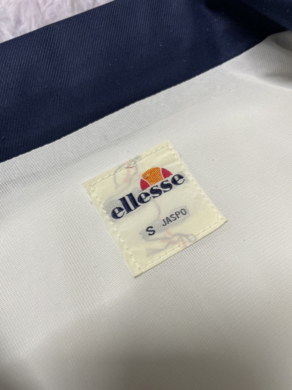Ellesse × Japanese Brand × Vintage Ellesse light jacket with hoodie Size US S / EU 44-46 / 1 - 9 Thumbnail