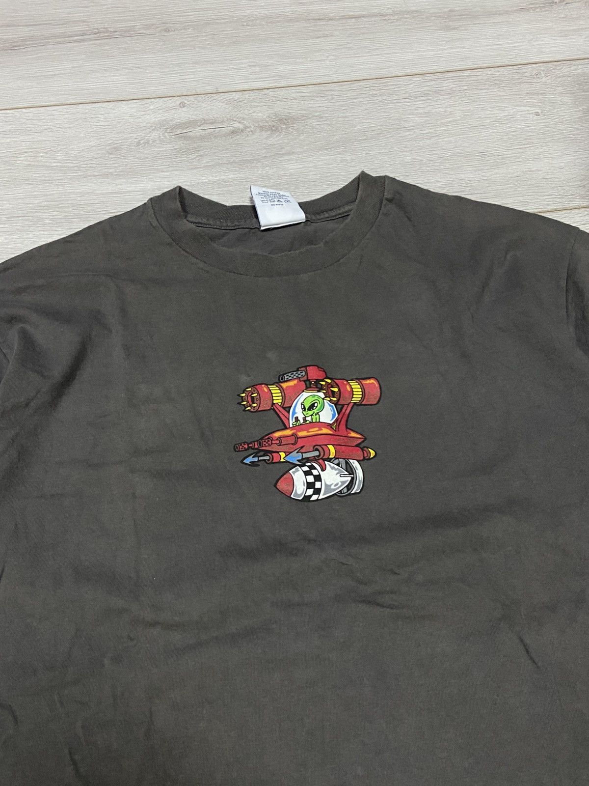Vintage Alien Nation UFO bomb tee fun humor USA tee t-shirt Size US XL / EU 56 / 4 - 2 Thumbnail