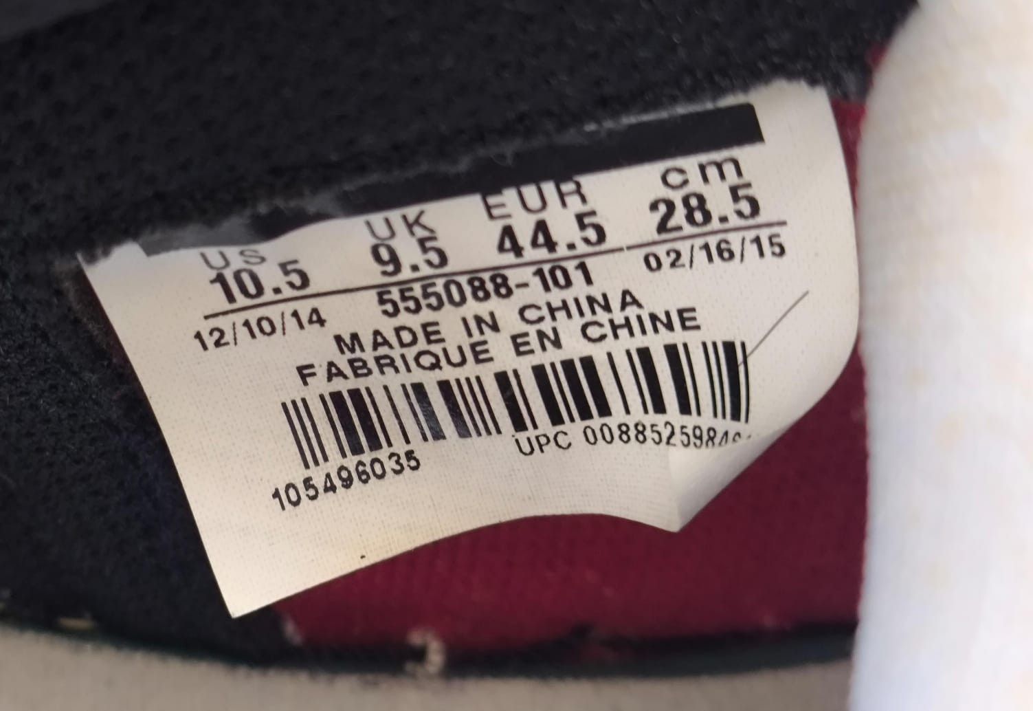 Nike Air Jordan 1 Retro High OG Chicago 2015 Size US 10.5 / EU 43-44 - 7 Thumbnail