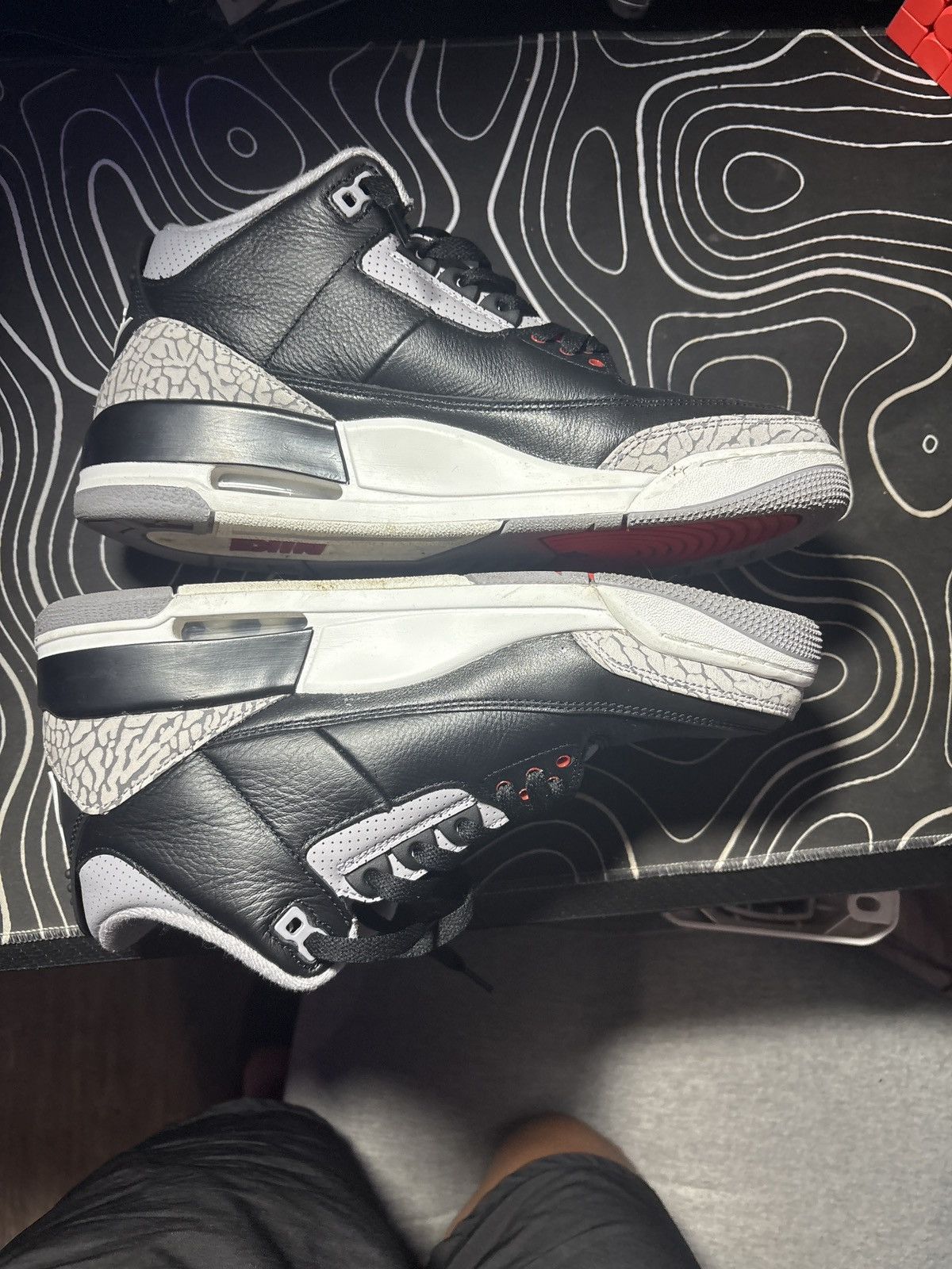 Jordan Brand Jordan 3 Retro OG Size US 9.5 / EU 42-43 - 2 Thumbnail