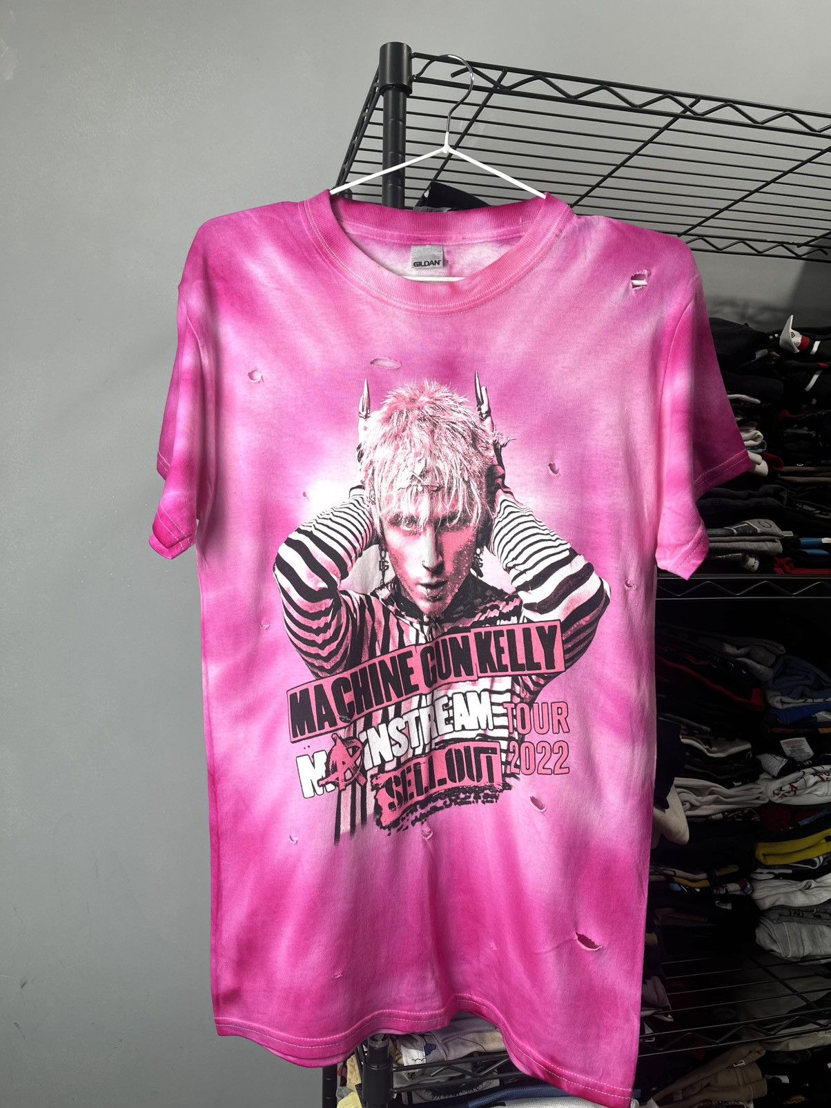 Band Tees Machine Gun Kelly 2022 Tour T Shirt Size US M / EU 48-50 / 2 - 1 Thumbnail