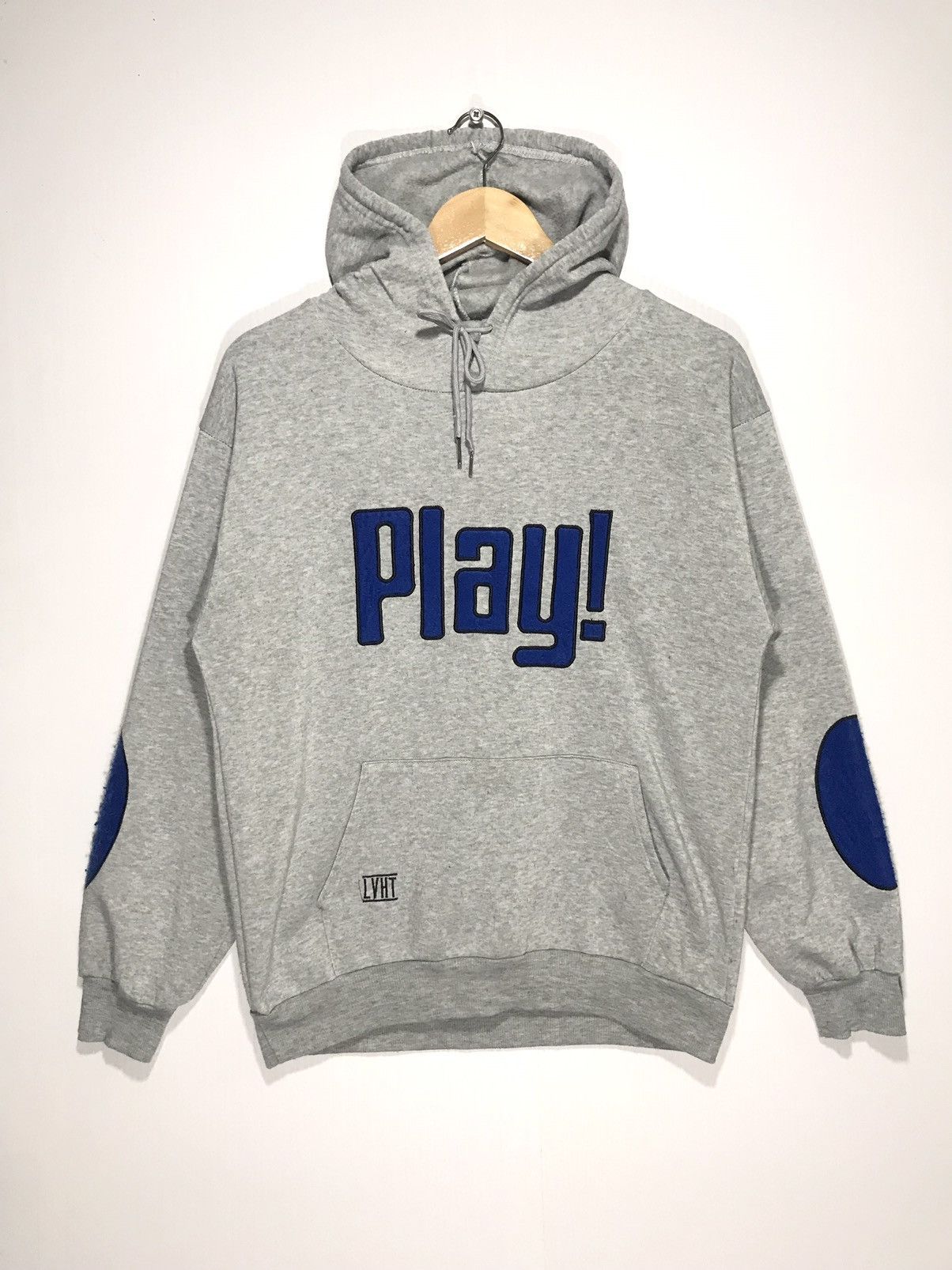The Unbranded Brand × Vintage Play Spellout Hoodie Sweatshirt Size US M / EU 48-50 / 2 - 3 Thumbnail
