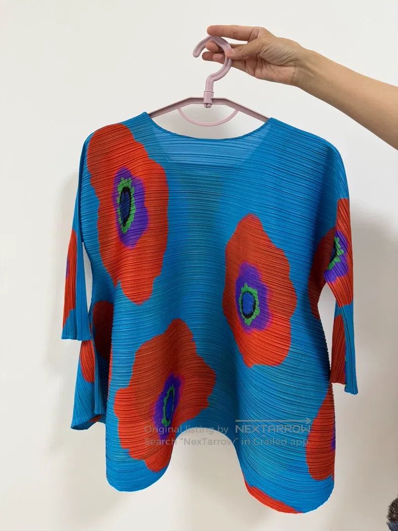 Issey Miyake Issey Miyake Sunflower Top Size L / US 10 / IT 46 - 2 Thumbnail