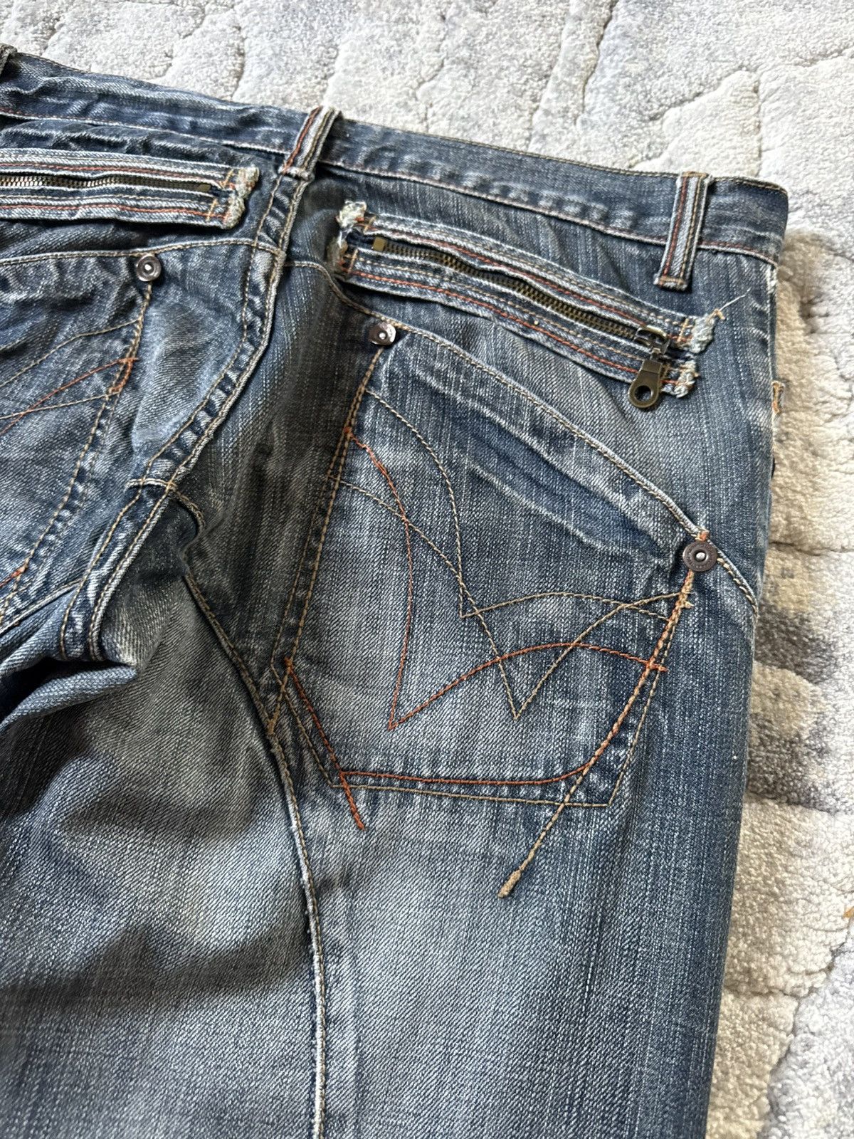 If Six Was Nine Ikka Japan Paneled Cut & Sew Claw Mark Fade Wash Jeans Size US 32 / EU 48 - 14 Thumbnail
