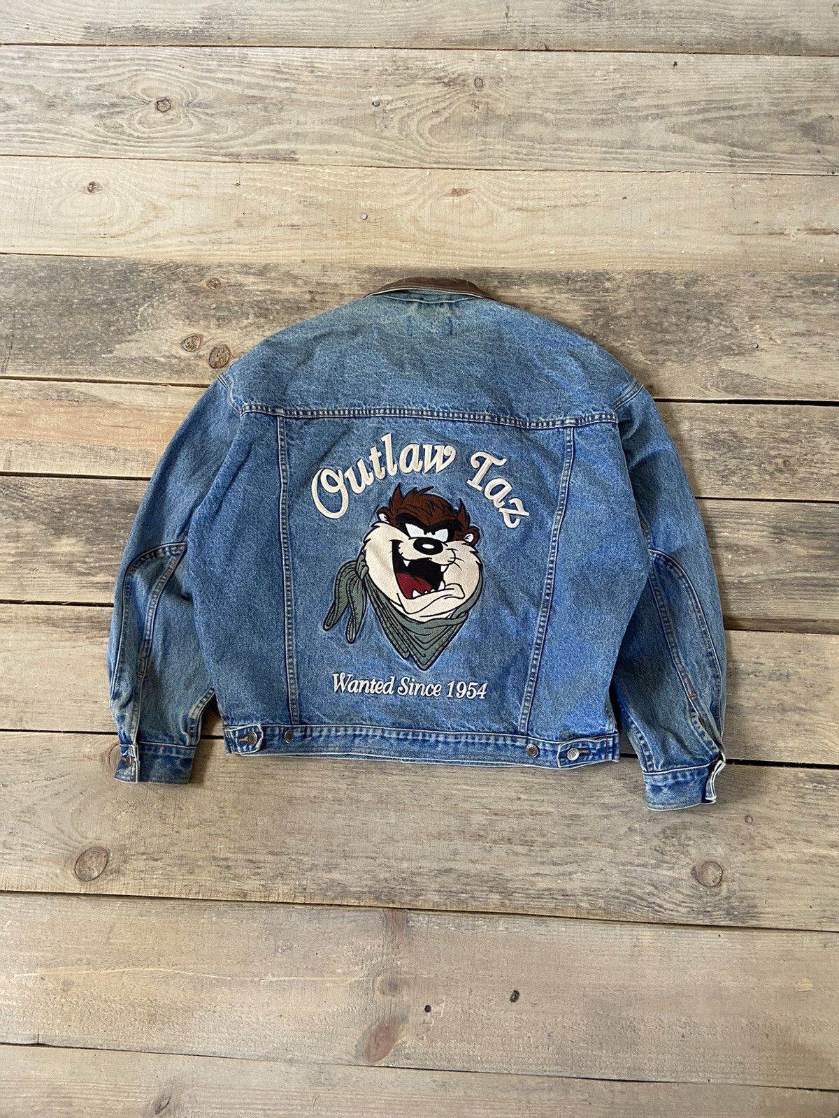 Vintage × Warner Bros Vintage Warner Brothers Denim Bombers jacket Tasmania Devil Size US L / EU 52-54 / 3 - 3 Thumbnail