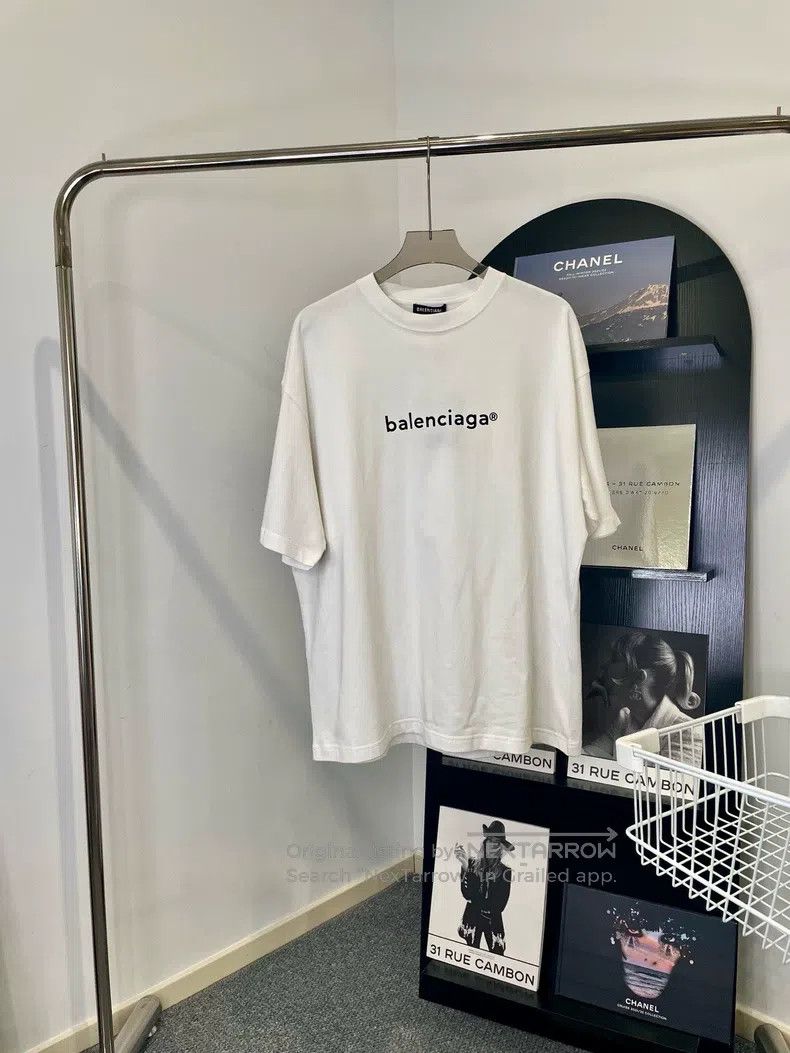 Balenciaga Logo Printed Round Neck Short Sleeve White T-Sh