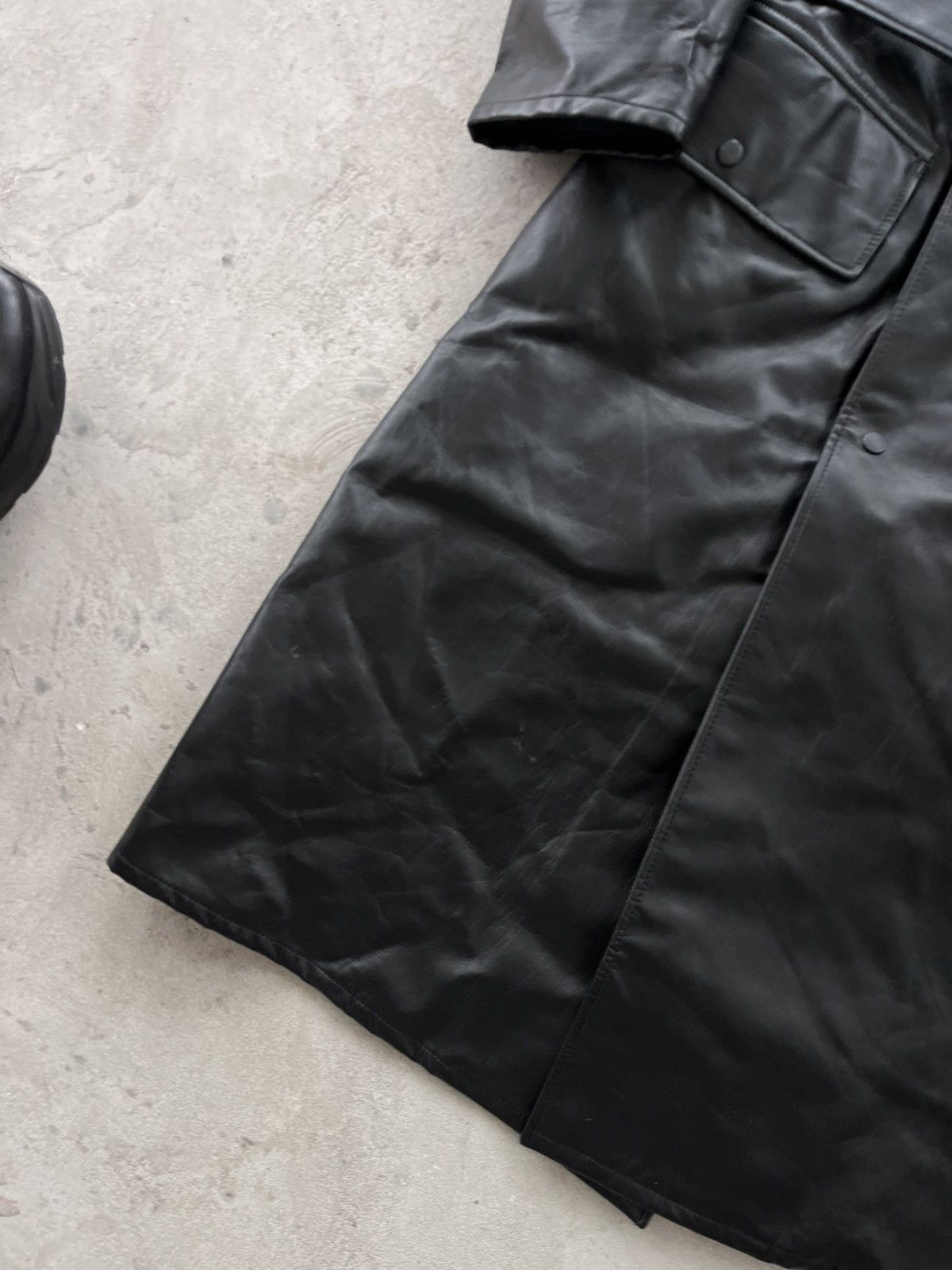 Genuine Leather Vintage Black Faux Leather Trench Coat Gothic Military Style Size US L / EU 52-54 / 3 - 11 Thumbnail