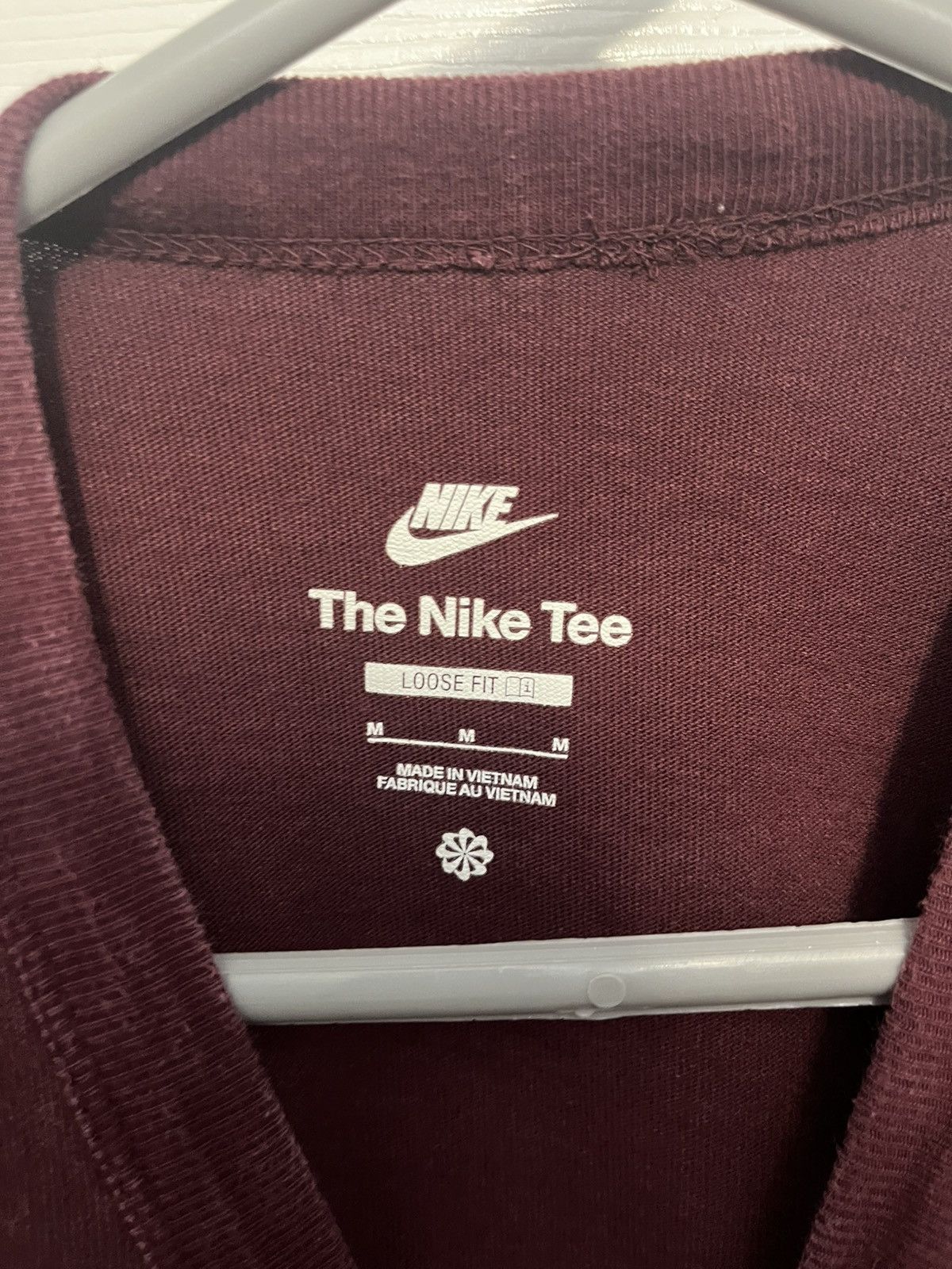 Nike Nike Sportswear Premium Essentials Red/Maroon Size US M / EU 48-50 / 2 - 3 Thumbnail
