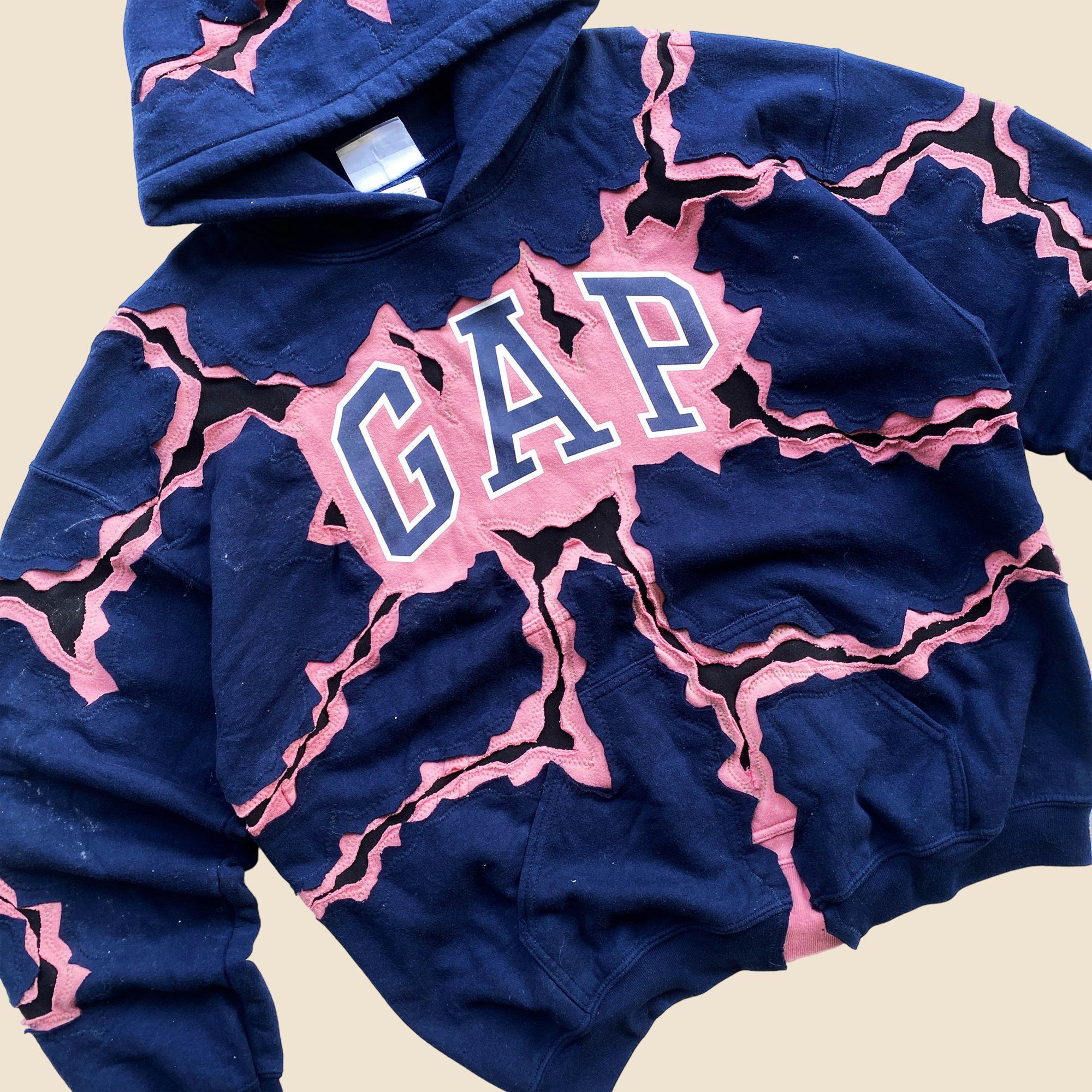Gap × Handmade 1 OF 1 REWORKED GAP CRACKED NAVY HOODIE SIZE L Size US L / EU 52-54 / 3 - 3 Thumbnail