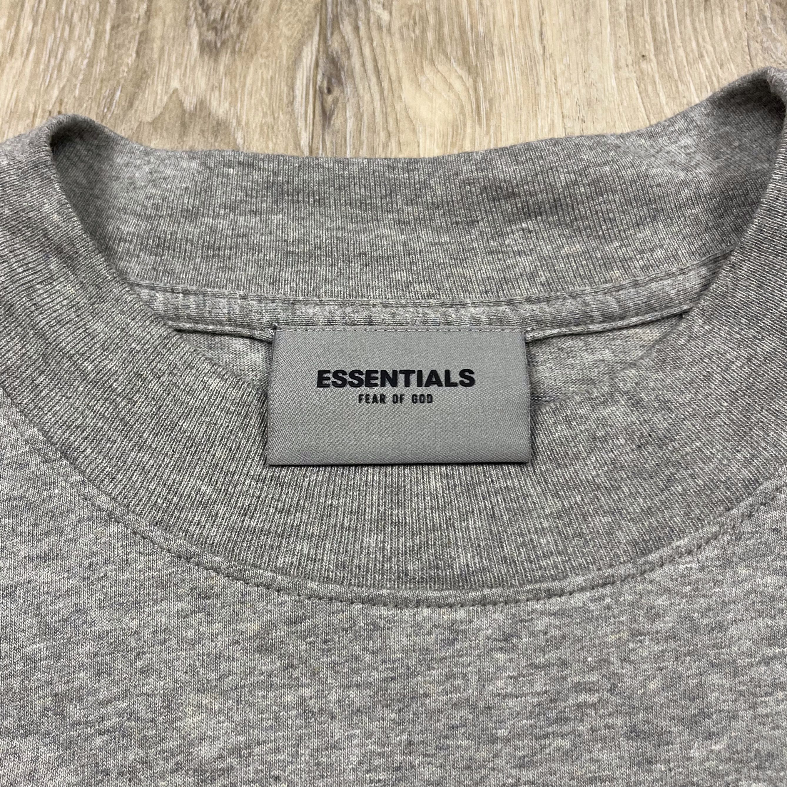 Fear of God Fear of God Essentials Long Sleeve Oversized Mock Neck Size US M / EU 48-50 / 2 - 6 Thumbnail