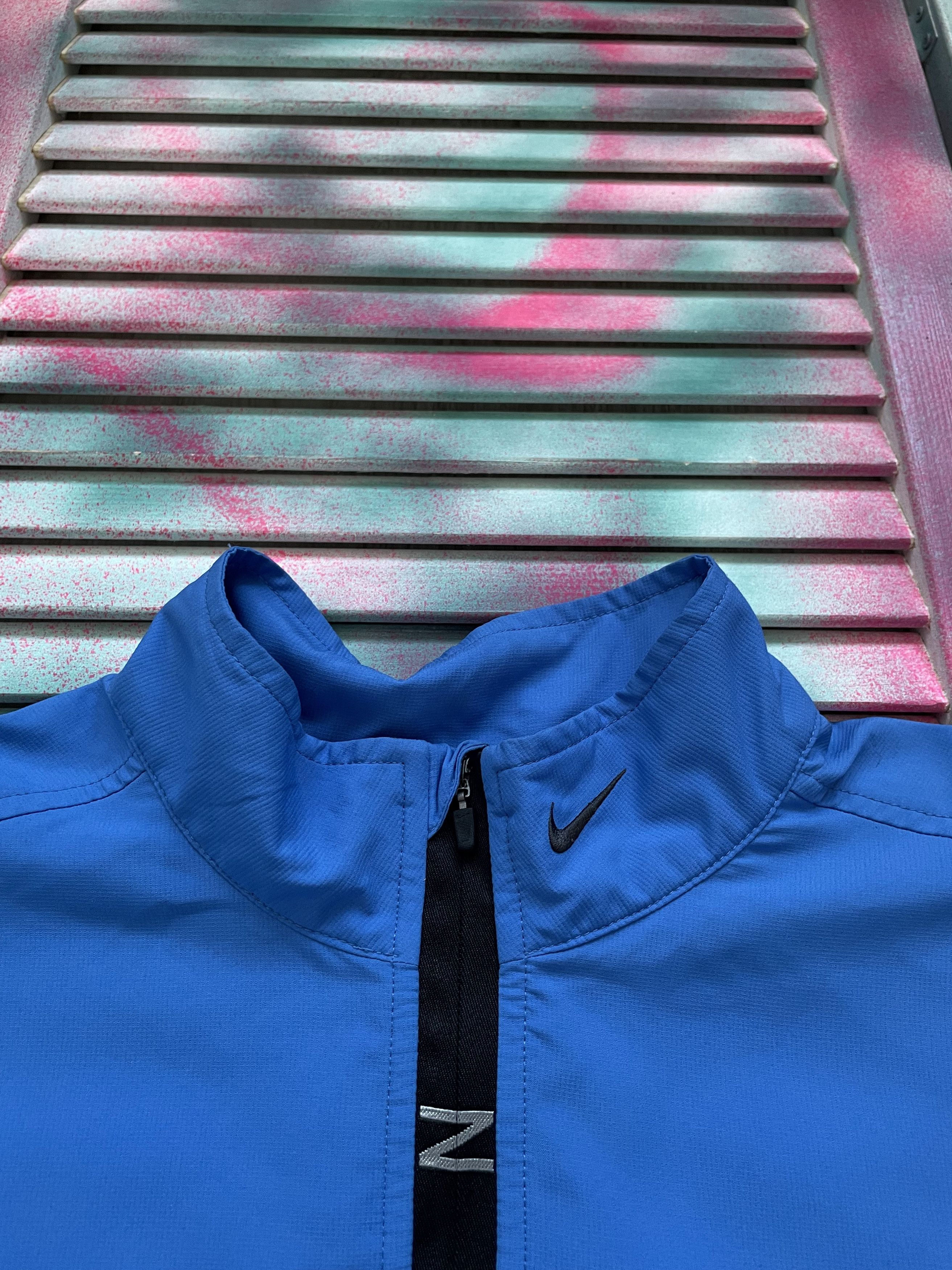 Nike Vintage 90s Nike Sport Running Mini Swoosh Light Jacket Size US M / EU 48-50 / 2 - 4 Thumbnail