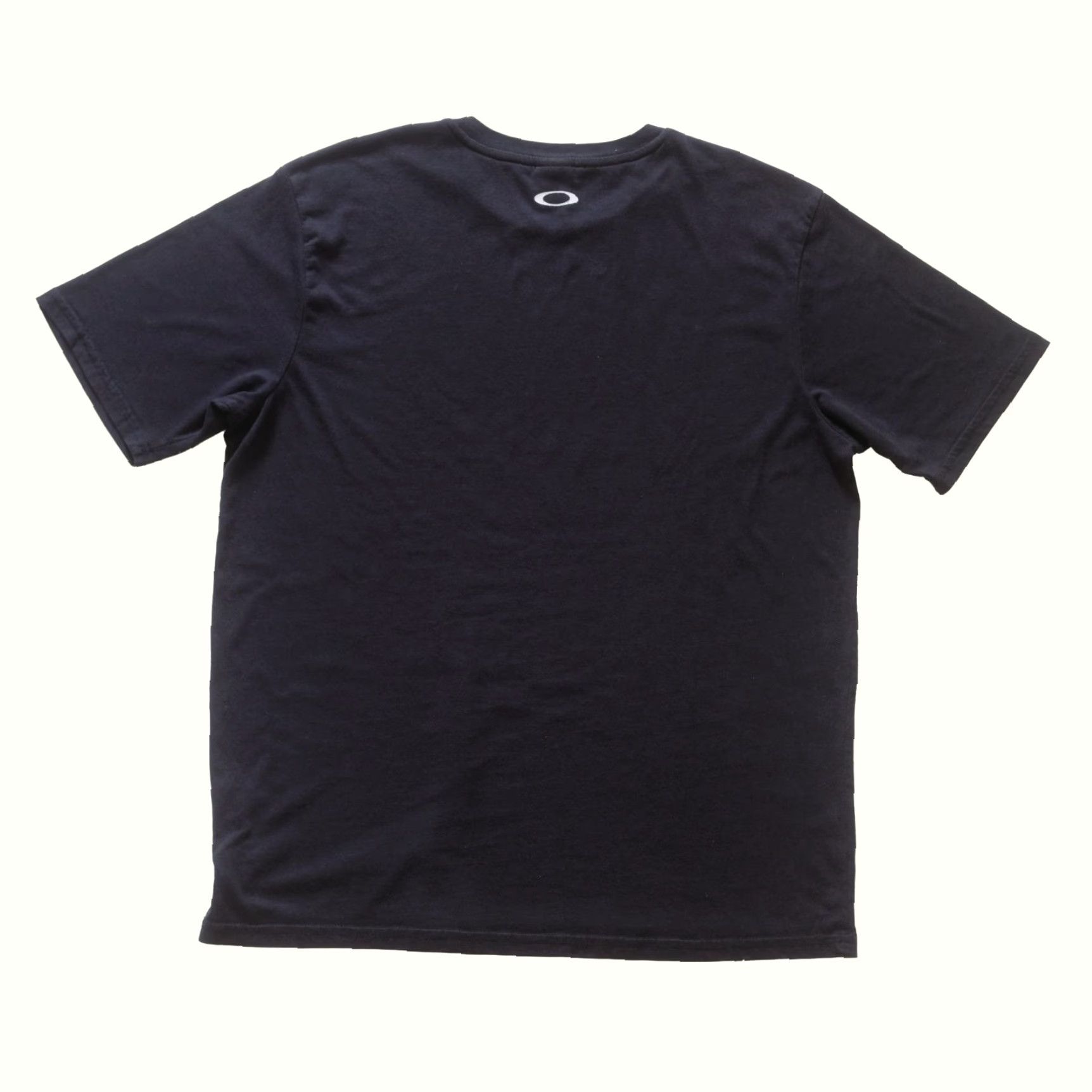 Oakley OAKLEY VTG Y2K RETRO 90s CORE ESSENTIAL LOGO GRAPHIC BLACK T SHIRT XL MEN Sz XL 22" PIT TO PIT 28" LENGTH Size US XL / EU 56 / 4 - 3 Thumbnail
