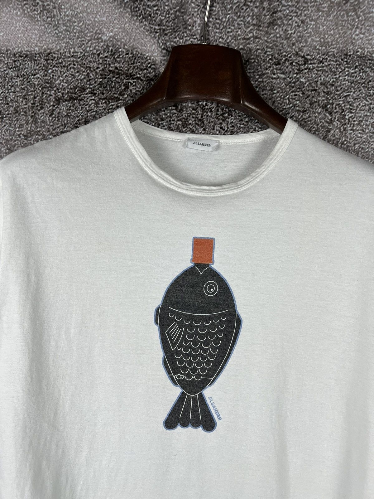 Designer × Jil Sander 2012 Jil Sander Fish Bottle Graphic Tee Made in Italy white Size US M / EU 48-50 / 2 - 5 Thumbnail