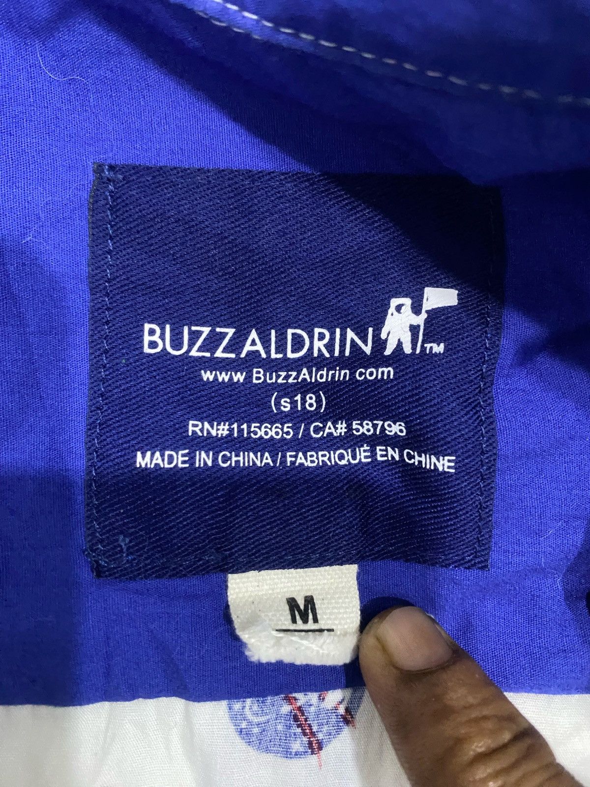 Japanese Brand BuzzAldrin Nasa Logo Over Print Button Up Shirt Size US M / EU 48-50 / 2 - 6 Thumbnail