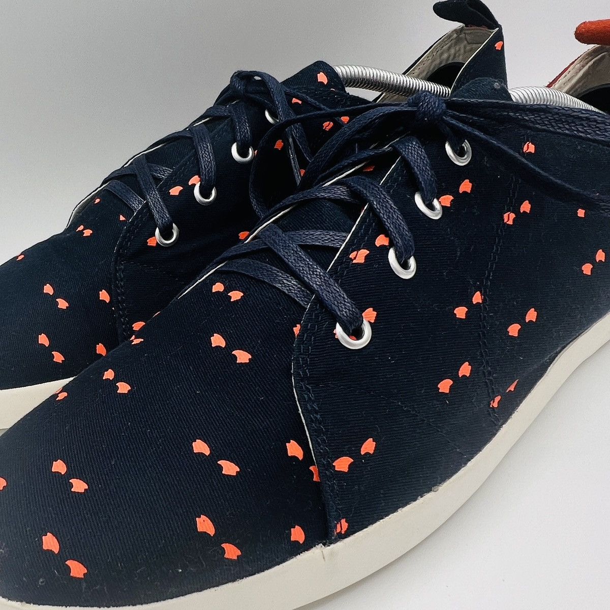 Canvas × Handmade Artisan BOHO Low Top Canvas Sneakers - Hand Made / Painted Size US 12.5 / EU 45-46 - 3 Thumbnail