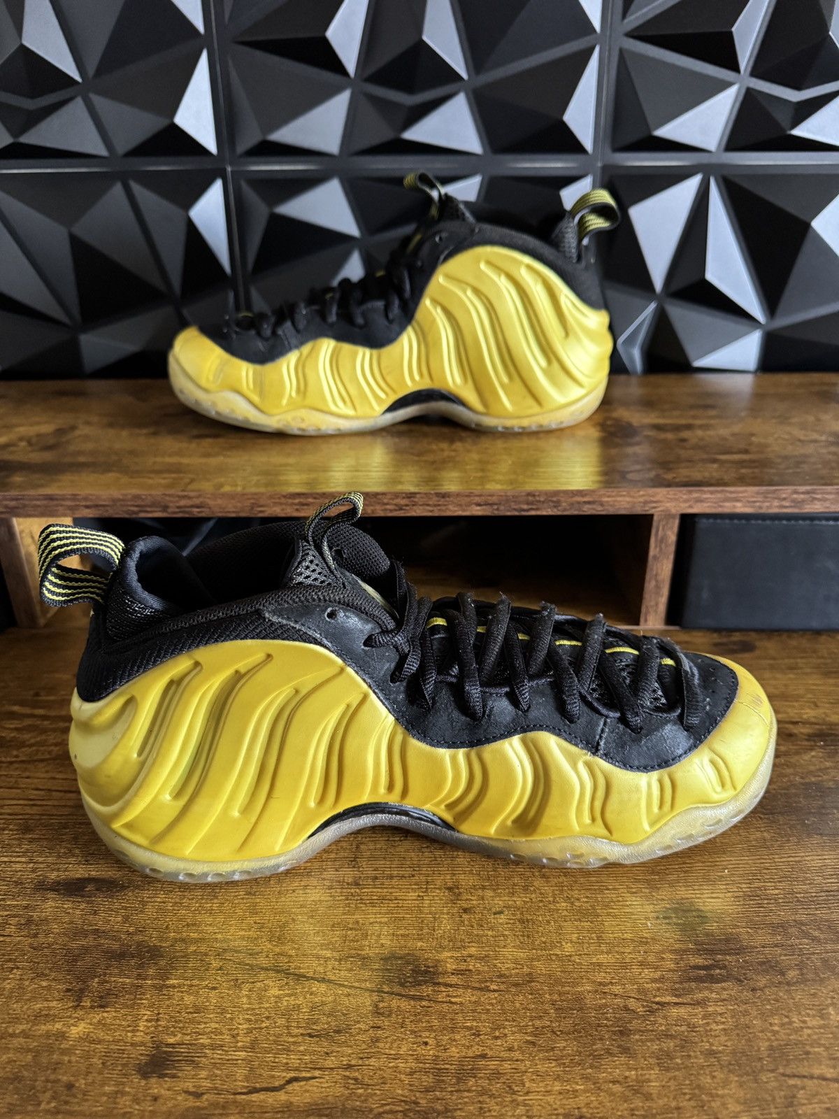 Nike Nike Foamposites 2 Shoes Bundle Size US 10 / EU 43 - 2 Thumbnail