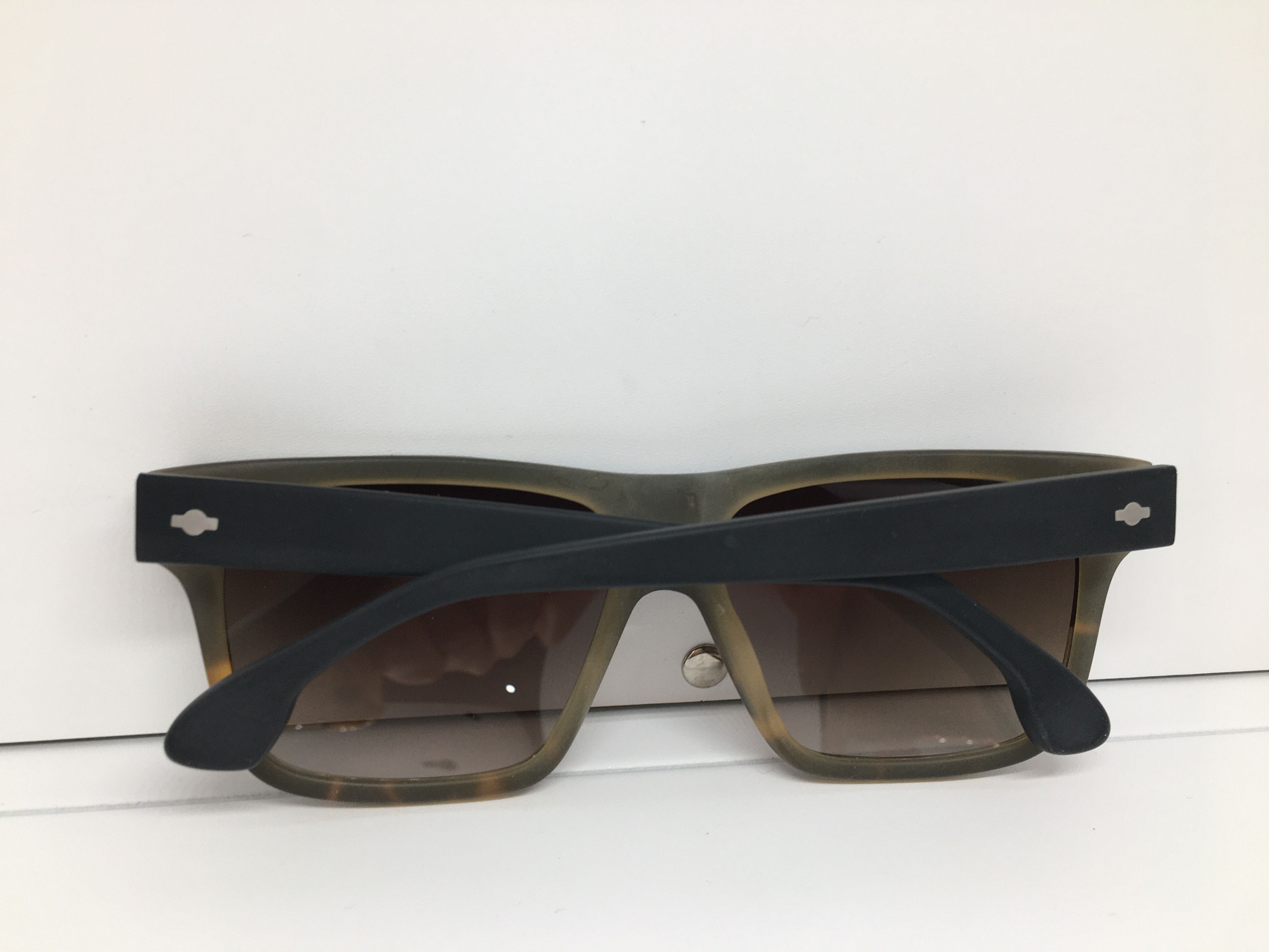 Other Oliver Gold Smith Matte Tortoise Split Sunglasses Frame Size ONE SIZE - 9 Thumbnail