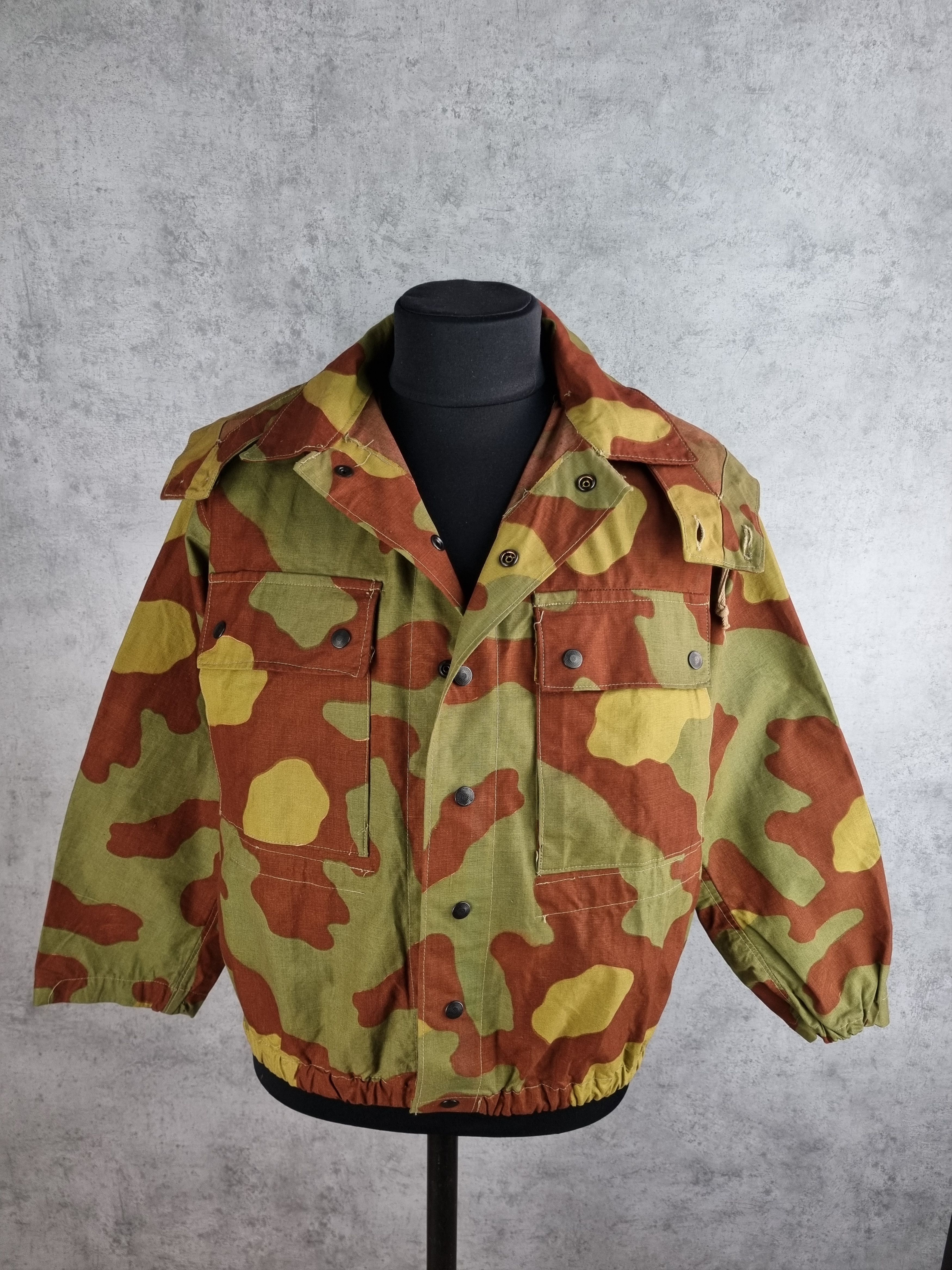 Vintage 1966 Italian Paratrooper Safam San Marco Pattern Shirt Size US M / EU 48-50 / 2 - 7 Thumbnail