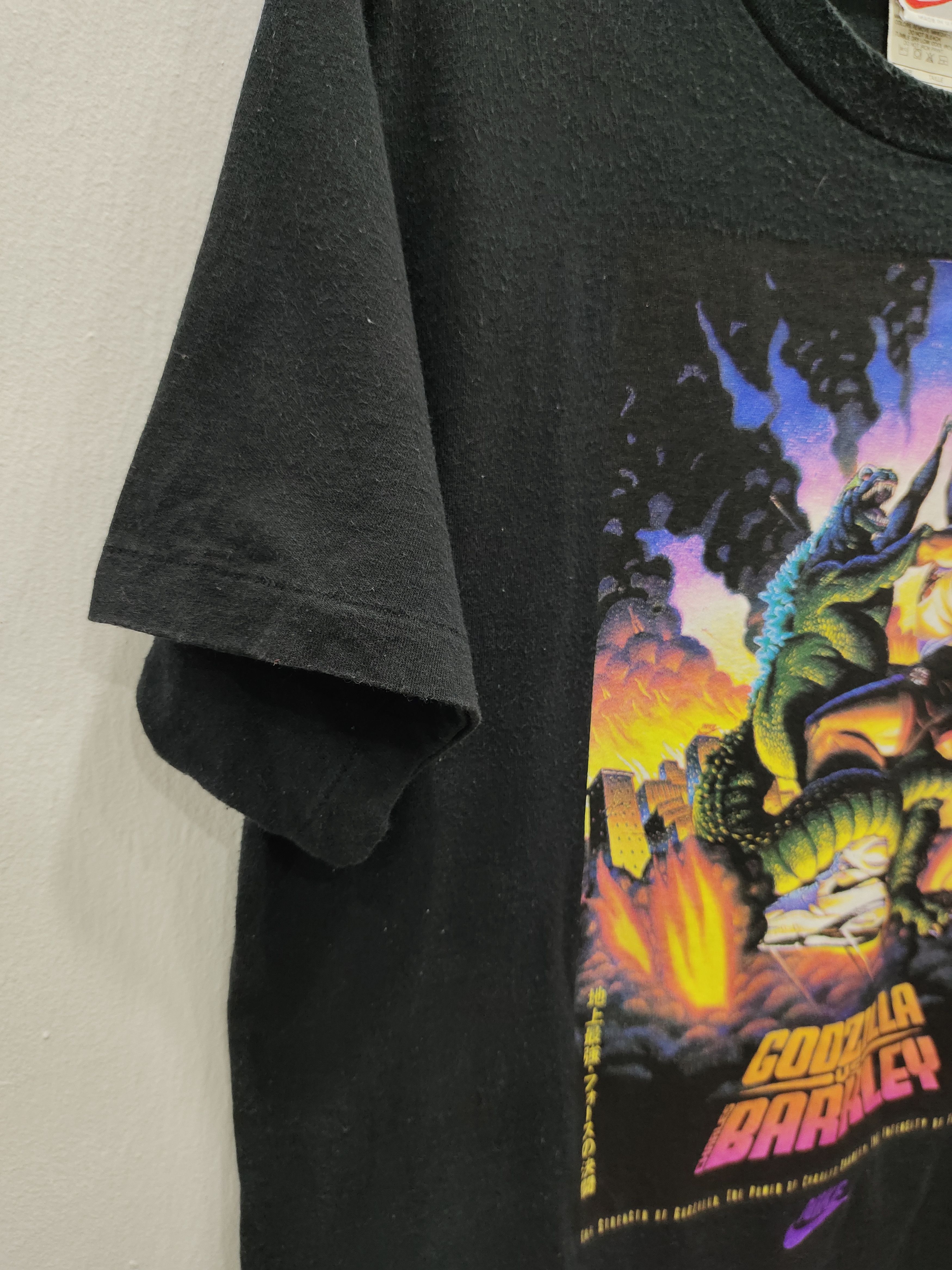 Nike Vintage 90s Nike x Godzilla vs Charles Barkley Tee Size US L / EU 52-54 / 3 - 2 Thumbnail