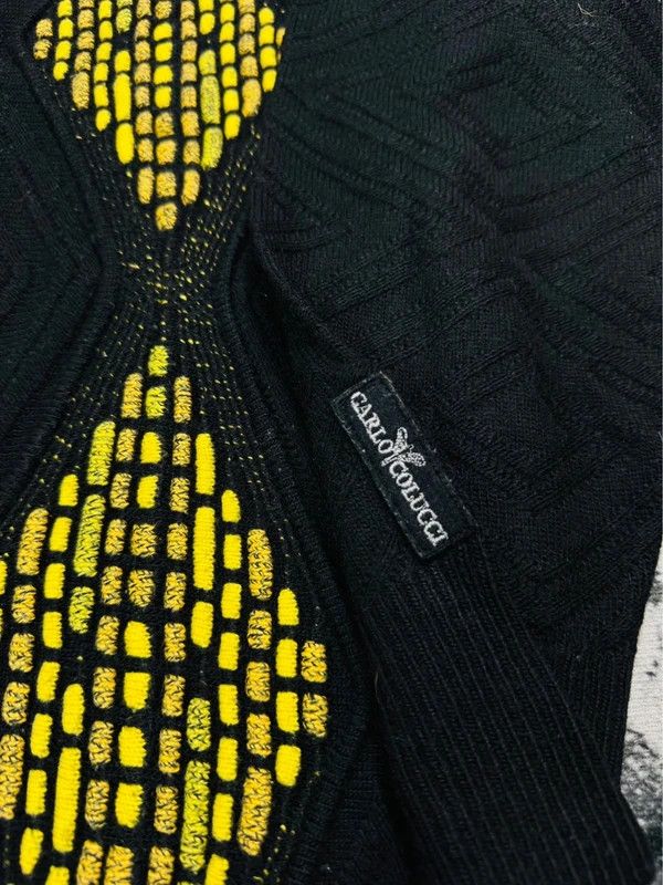 Carlo Colucci Vintage Carlo Colucci sweater black yellow XXL Size US XXL / EU 58 / 5 - 3 Thumbnail