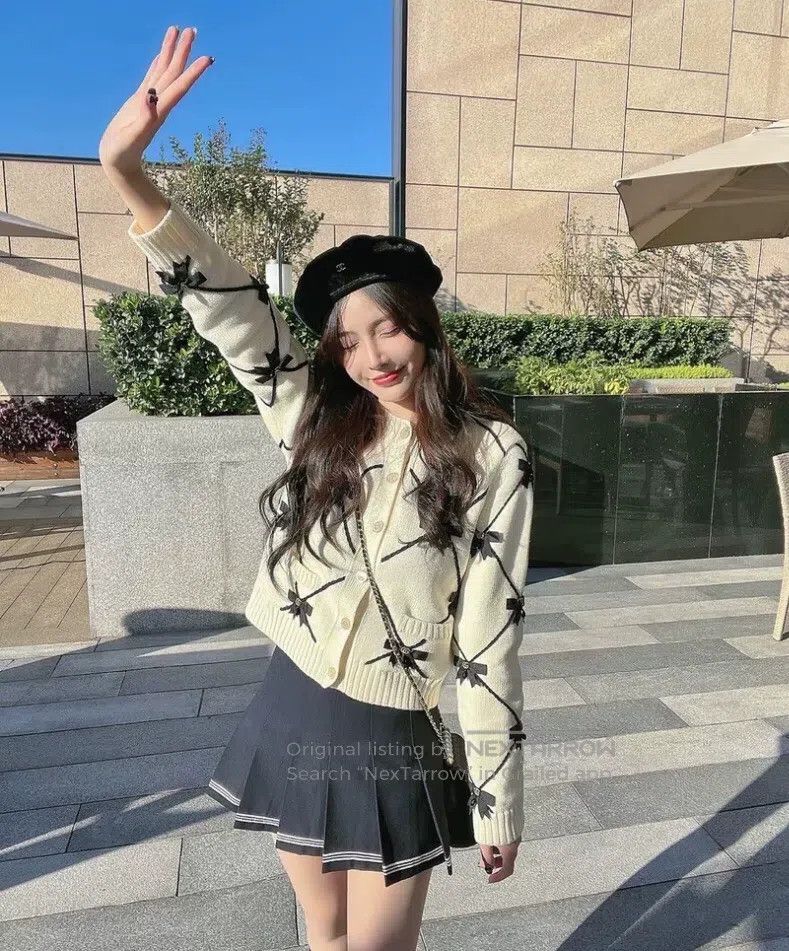 Gucci Gucci Beige bow decoration cotton round neck single-breast Size M / US 6-8 / IT 42-44 - 7 Thumbnail