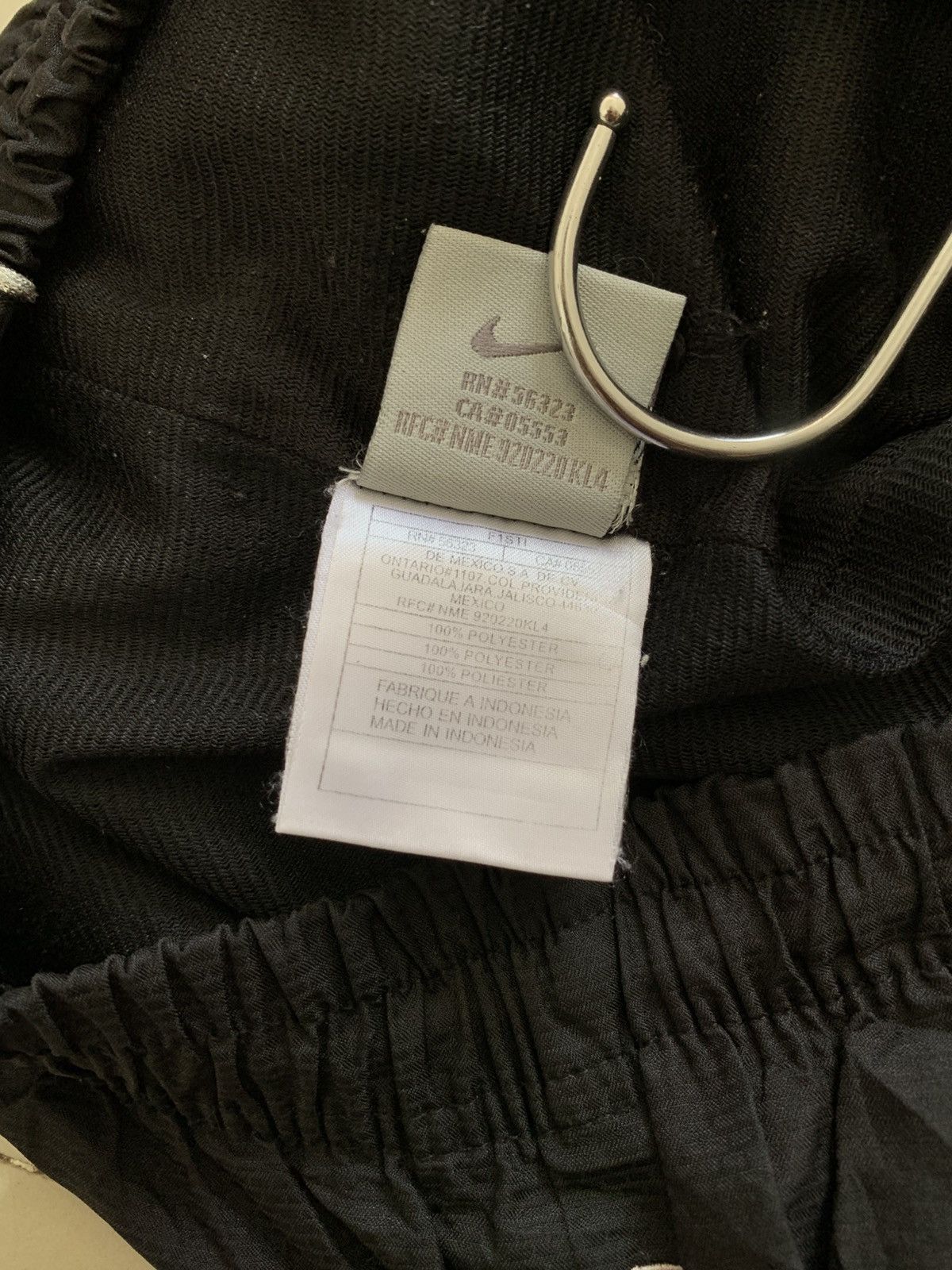 Nike Vintage Nike Thermal South Korea Baggy Trackpants Size US 36 / EU 52 - 5 Thumbnail