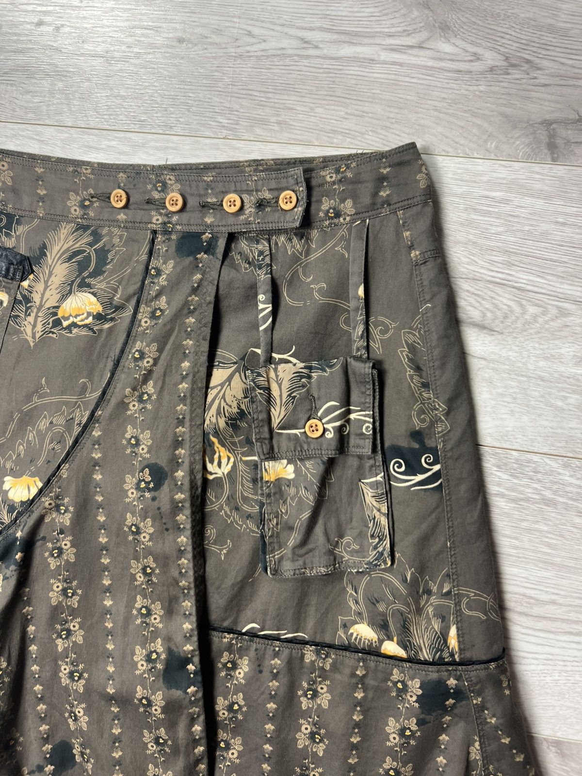 Diesel Diesel Y2K Floral Print Asymmetrical Midi Skirt with Pocket Size 27" / US 4 / IT 40 - 3 Thumbnail
