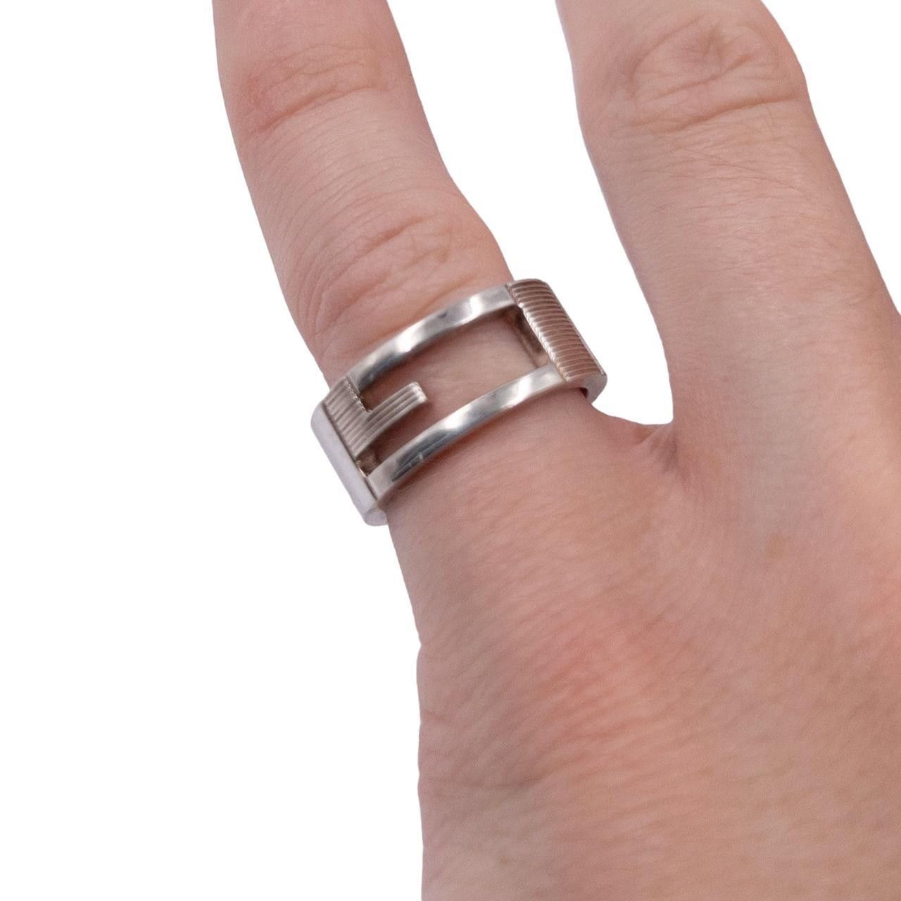 Gucci Vintage Gucci Silver Ring Size ONE SIZE - 7 Thumbnail