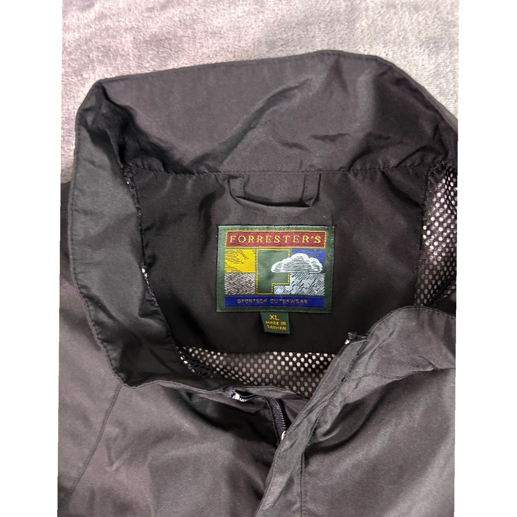 Vintage VINTAGE Forrester's Windbreaker Jacket Mens XL Black Full Zip Lightweight Outdoor Casual Size US XL / EU 56 / 4 - 3 Thumbnail