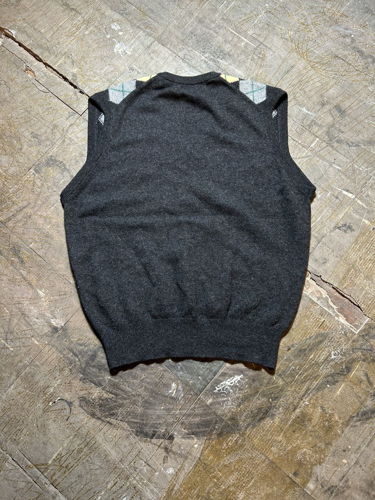 Lyle & Scott Lyle & Scott Knitted Wool V-Neck Sleeveless Size US M / EU 48-50 / 2 - 5 Thumbnail